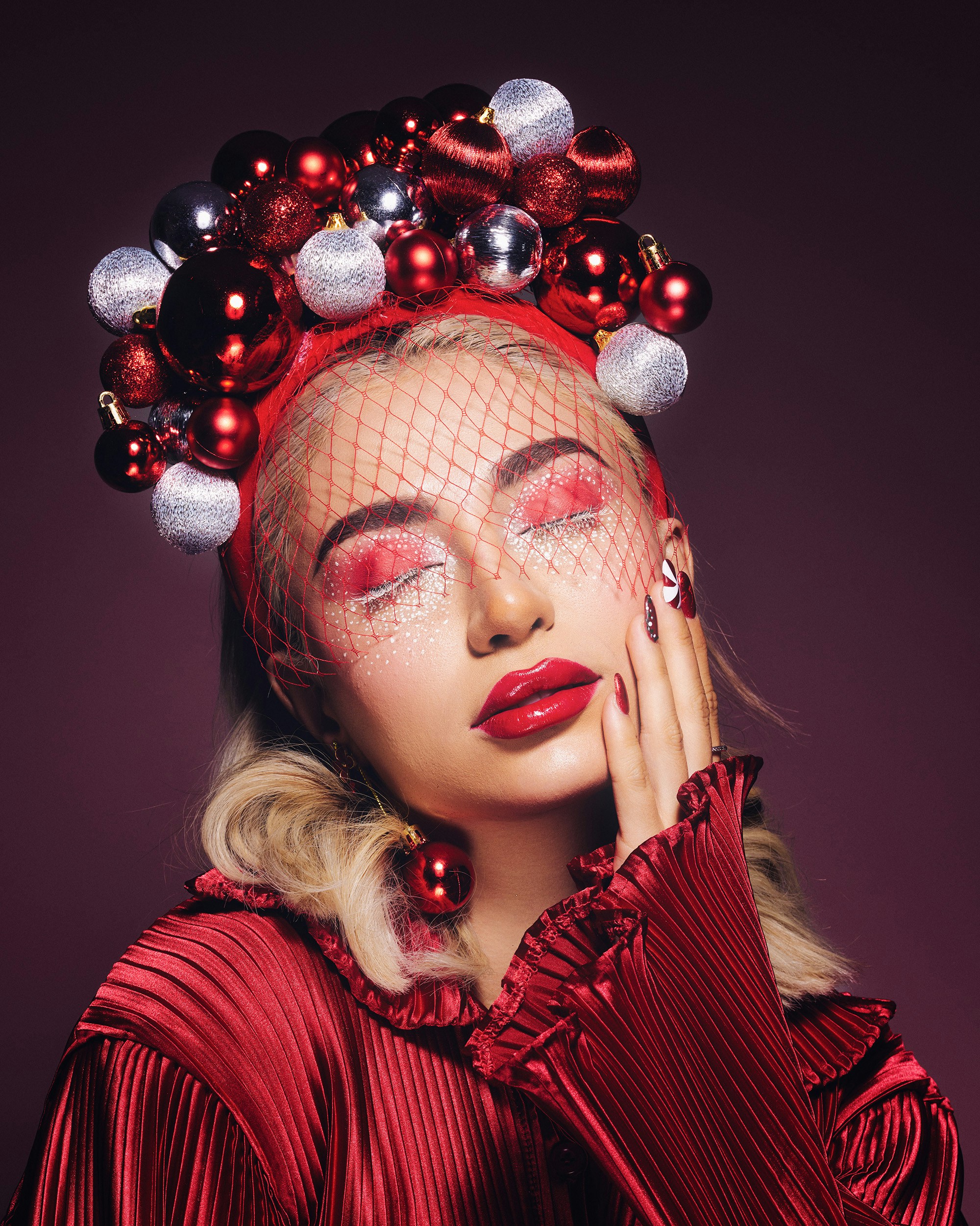holiday makeup
