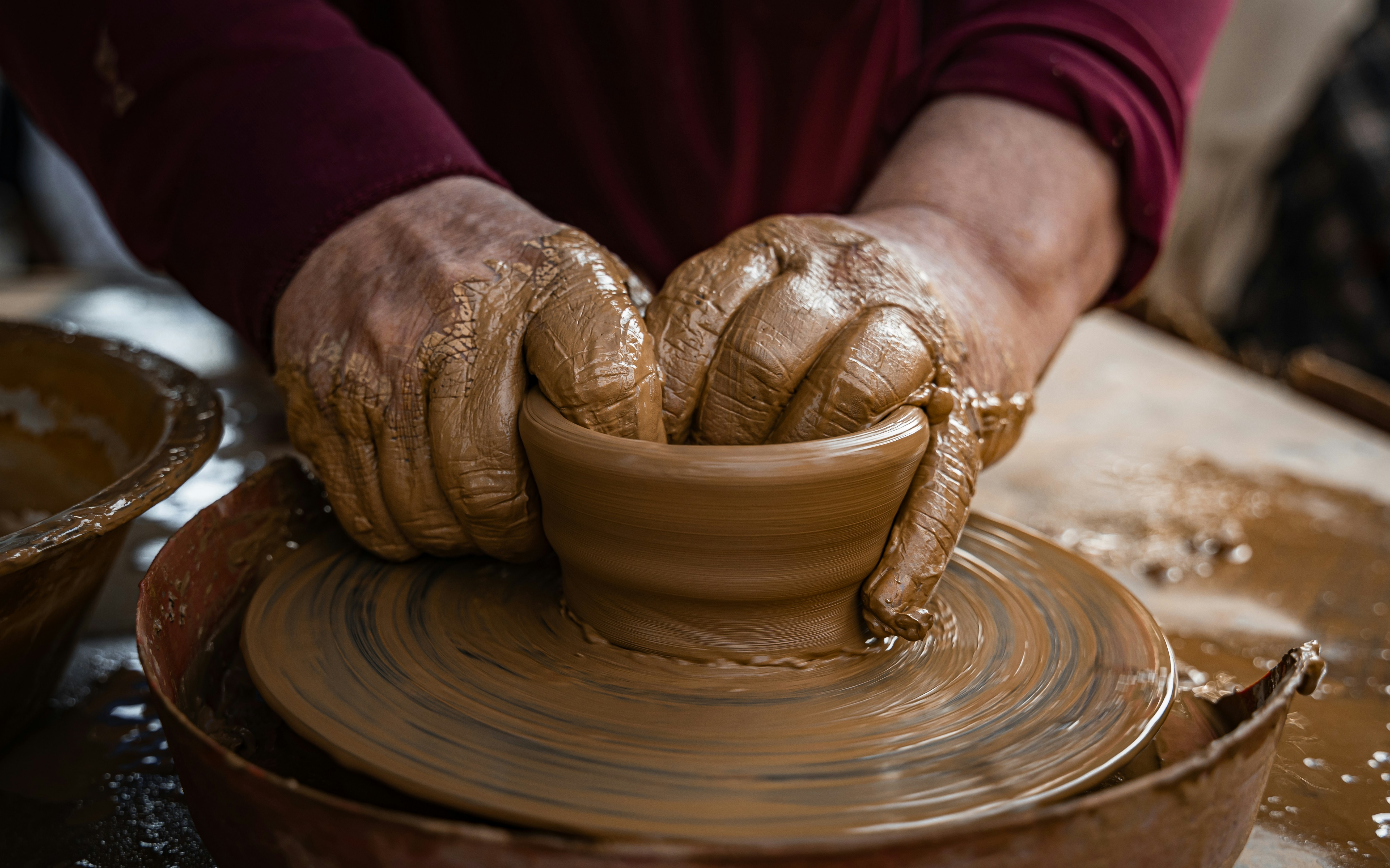 elderly hands crafting, wallpaper, Crafts for Adults with Dementia: Engaging Activities & Benefits 6