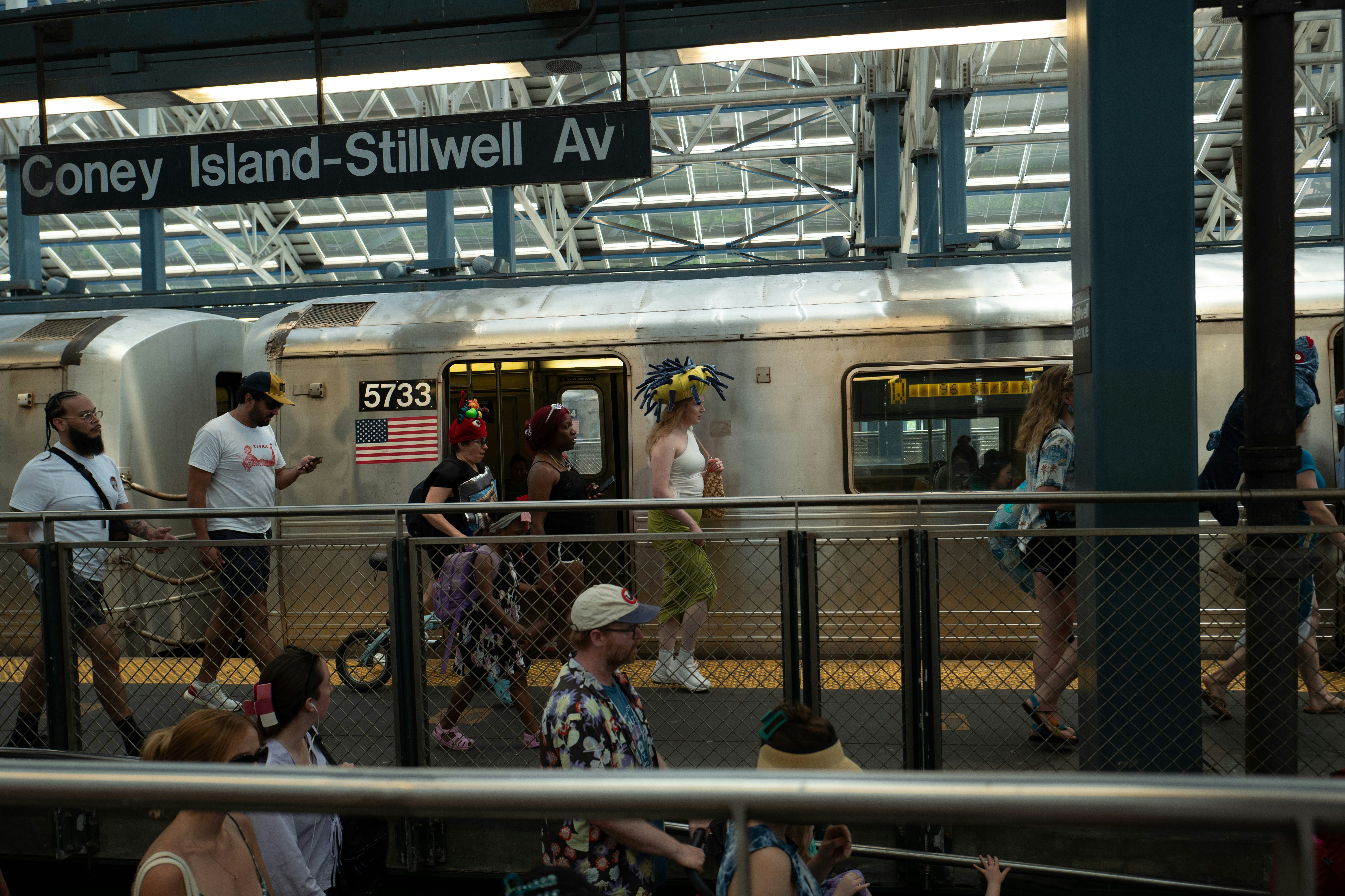 subway platform summer heat