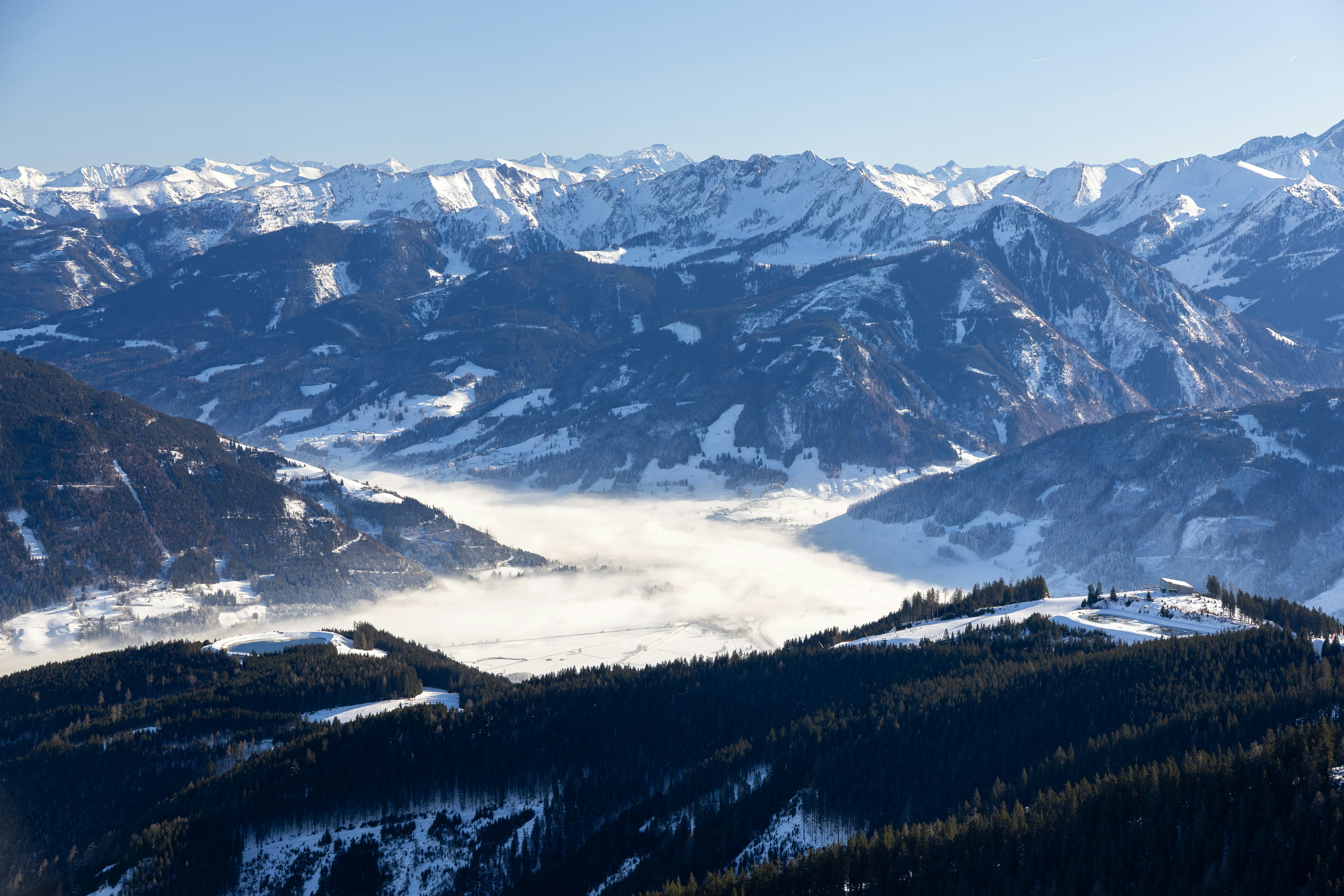 Photo by stockbirken