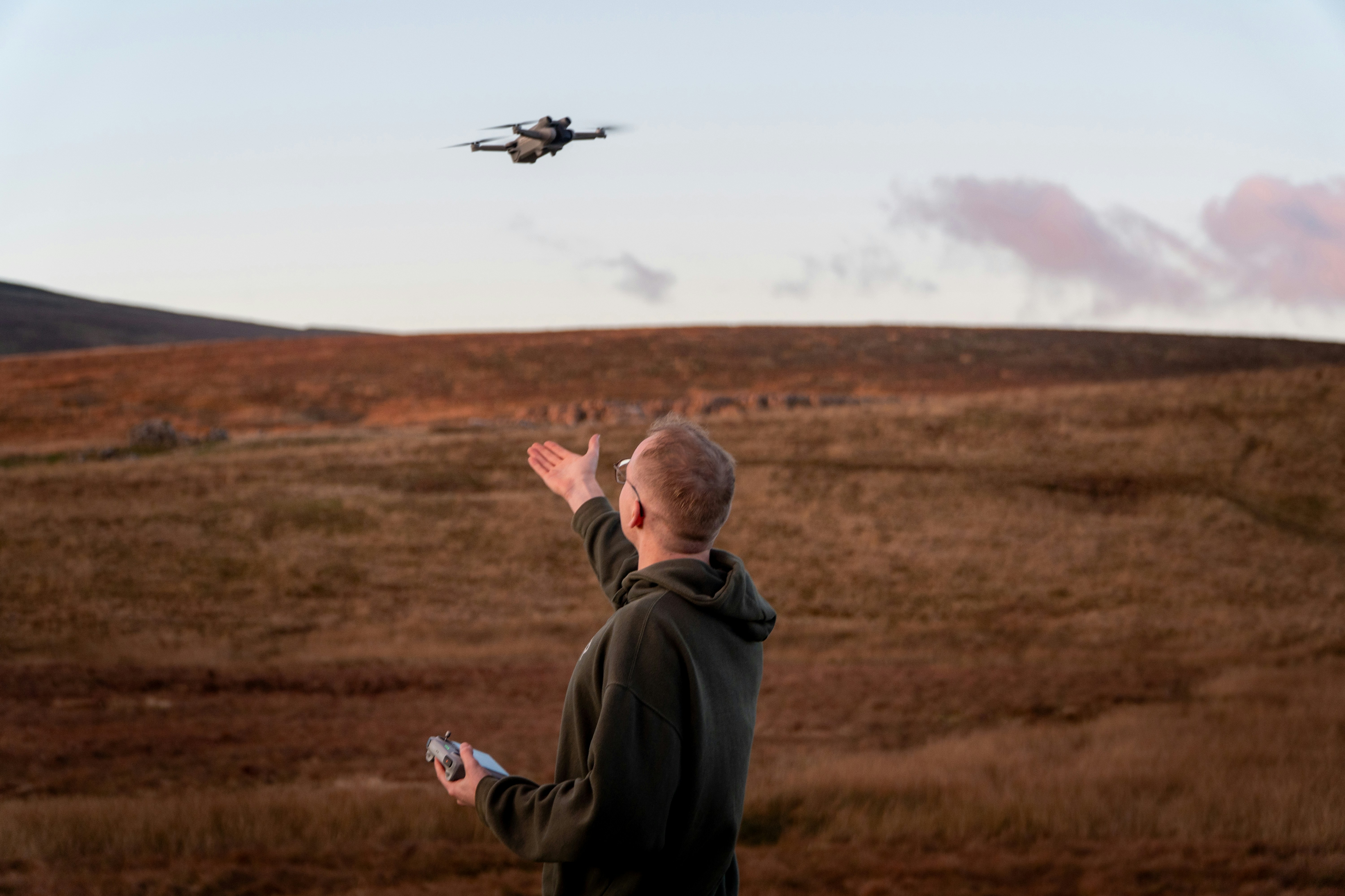 空拍不再只拍平面！DJI Avata 360 六大運鏡技巧，帶你飛進電影級沉浸視角：常見問題 FAQ