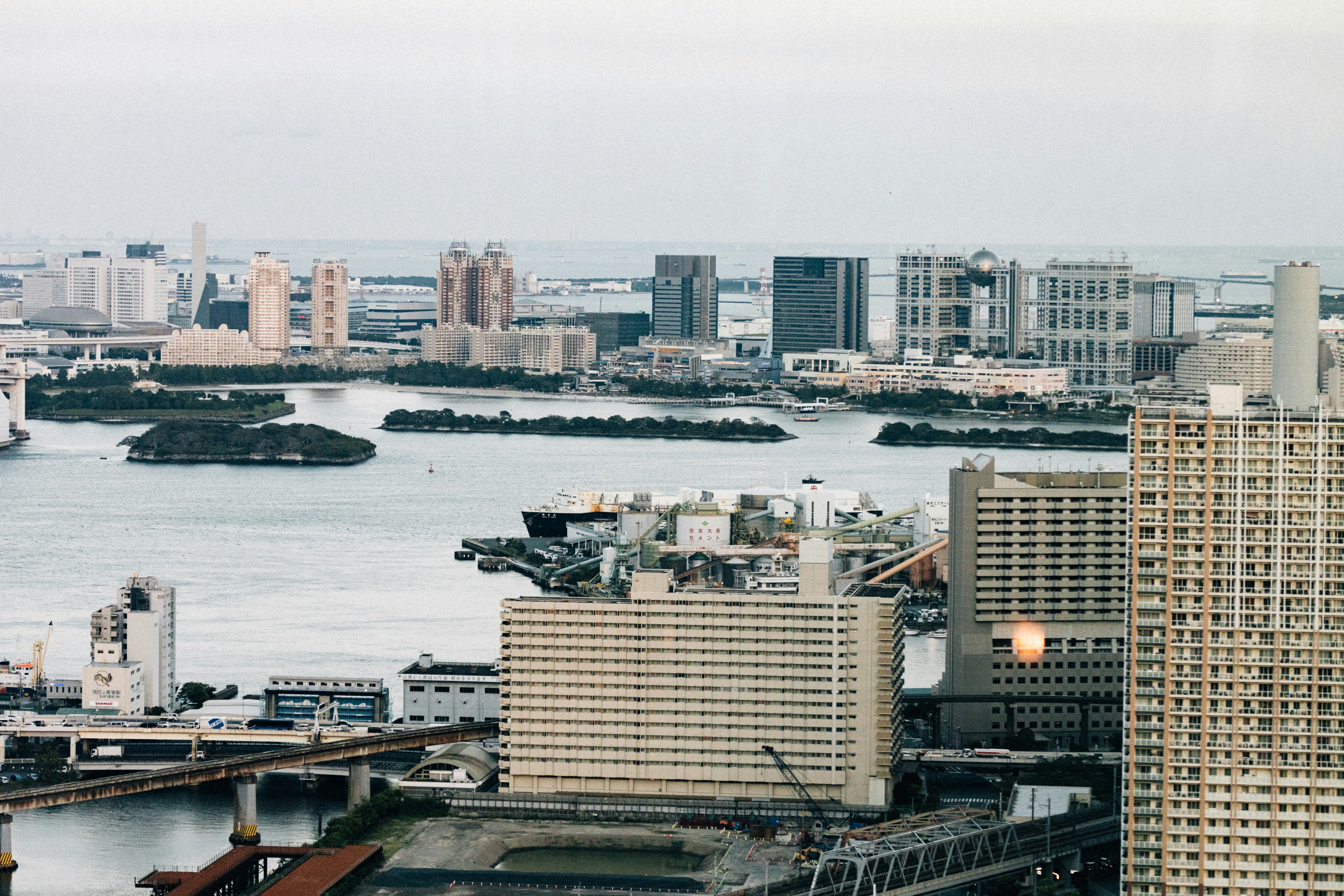 Photo by tsuyoshikozu