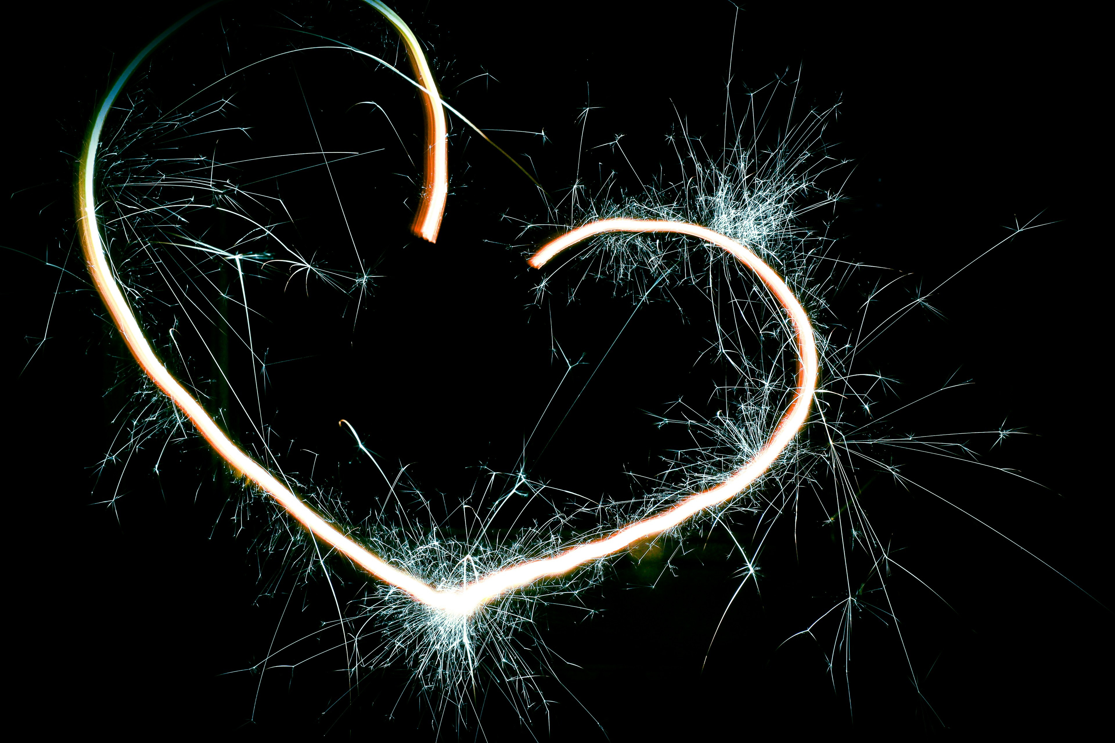 romantic wallpaper hearts, wallpaper, Valentine Crafts for Adults to Sell: Ideas & Guide 4