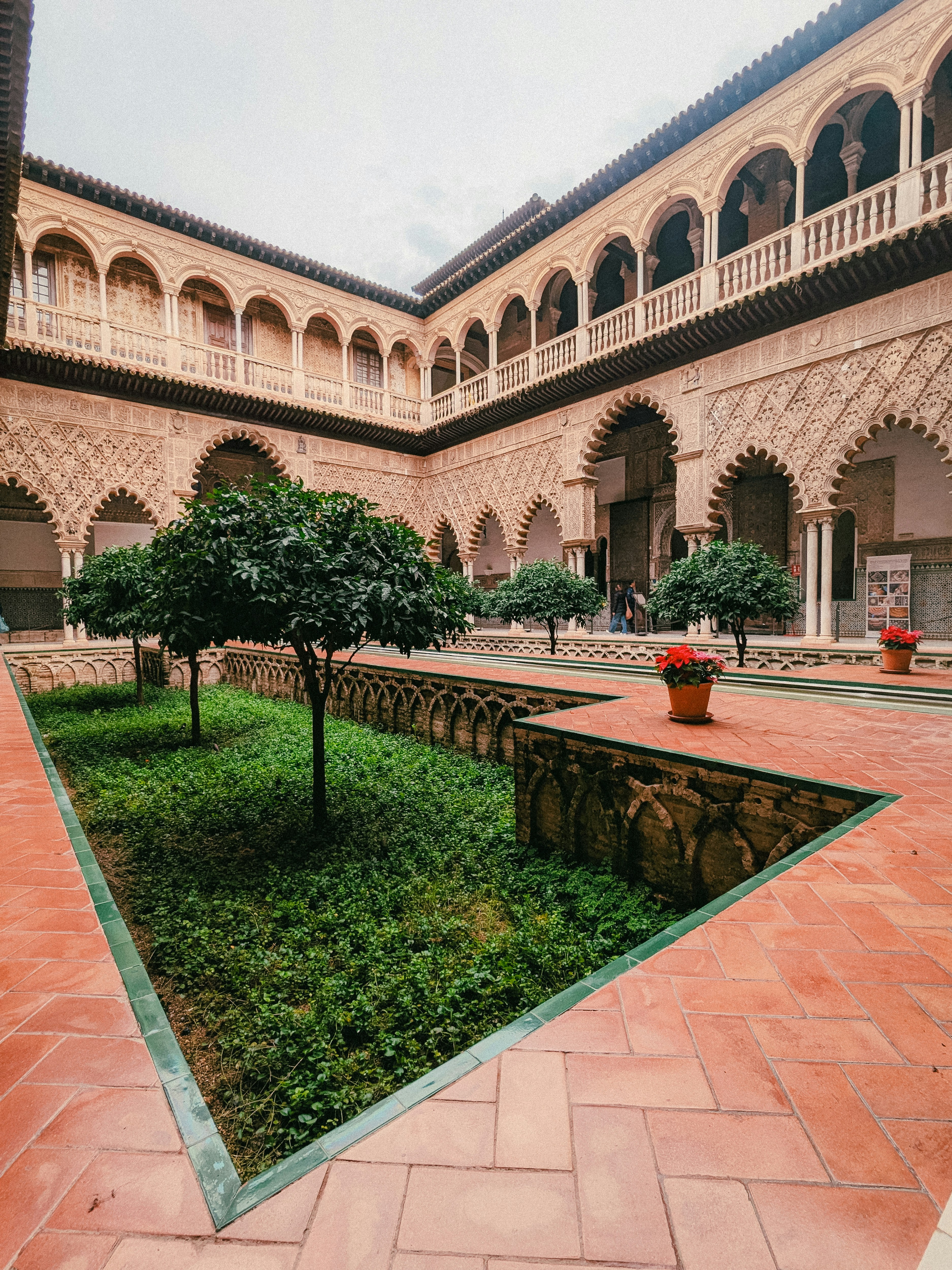 Photo by itsaroadmap