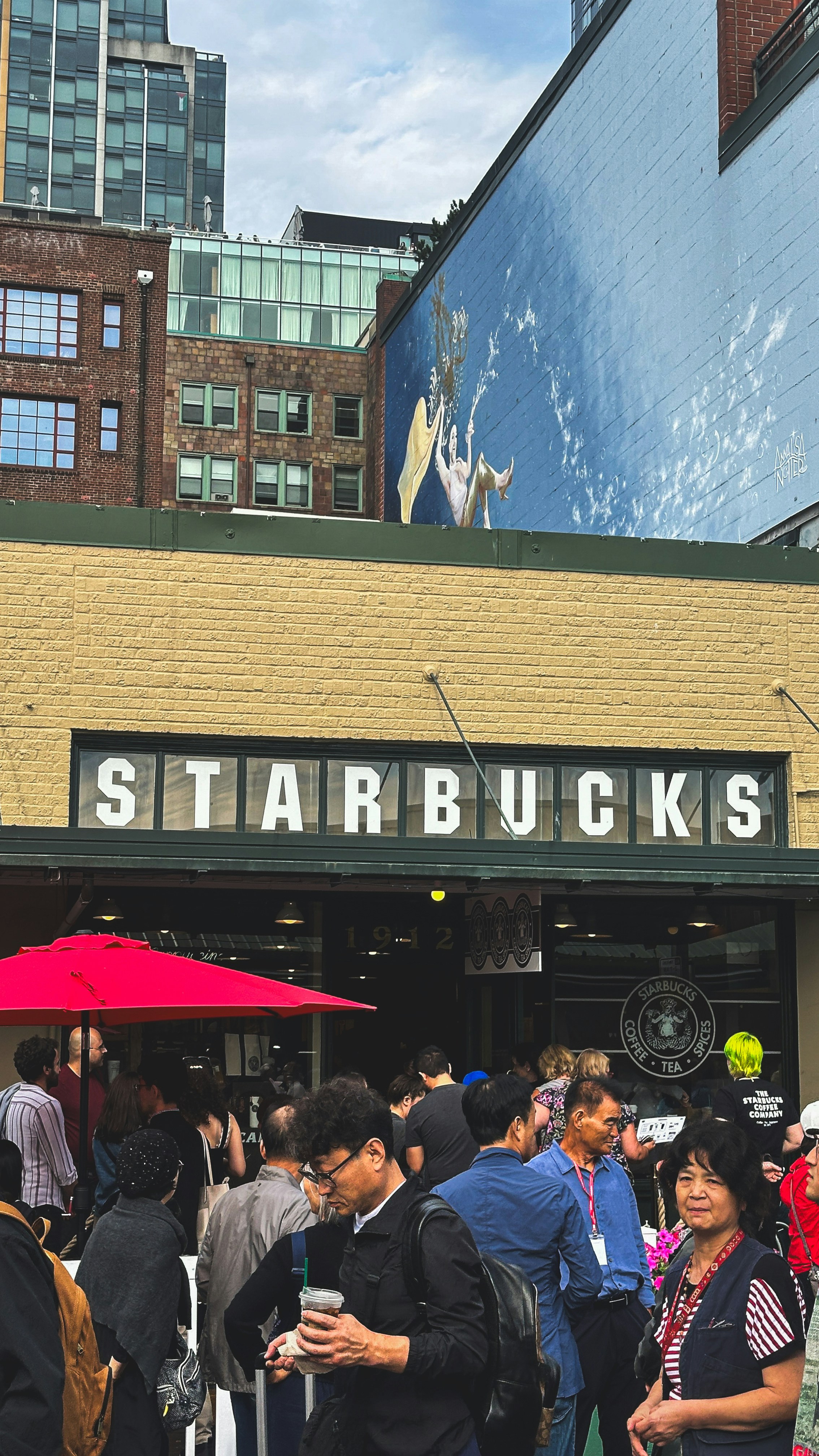 The Original Starbucks, Seattle