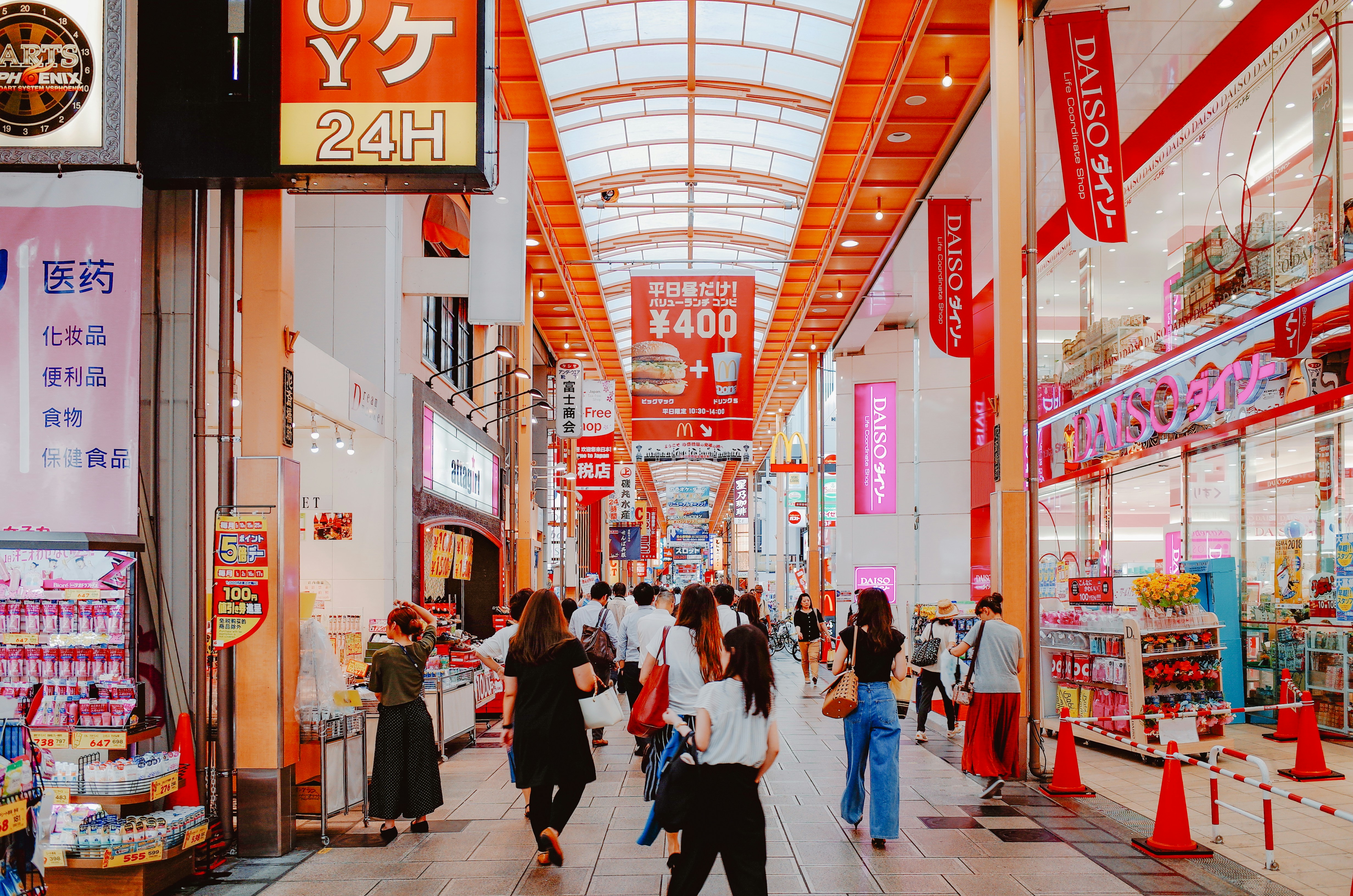 Essential Questions Every Business Owner Must Ask Before Choosing a Commercial Contractor