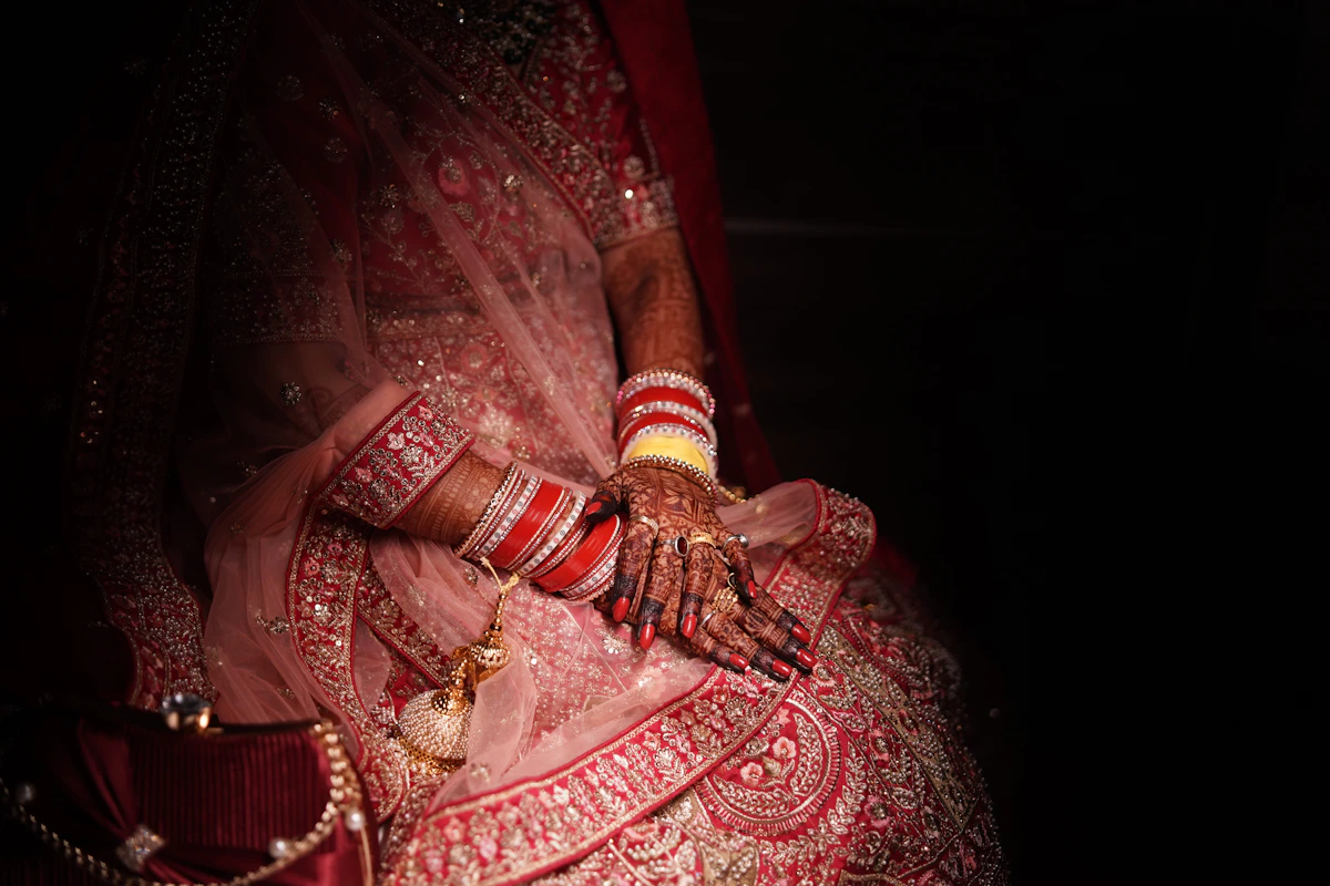 Red & Ivory Bridal Chooda alternate view