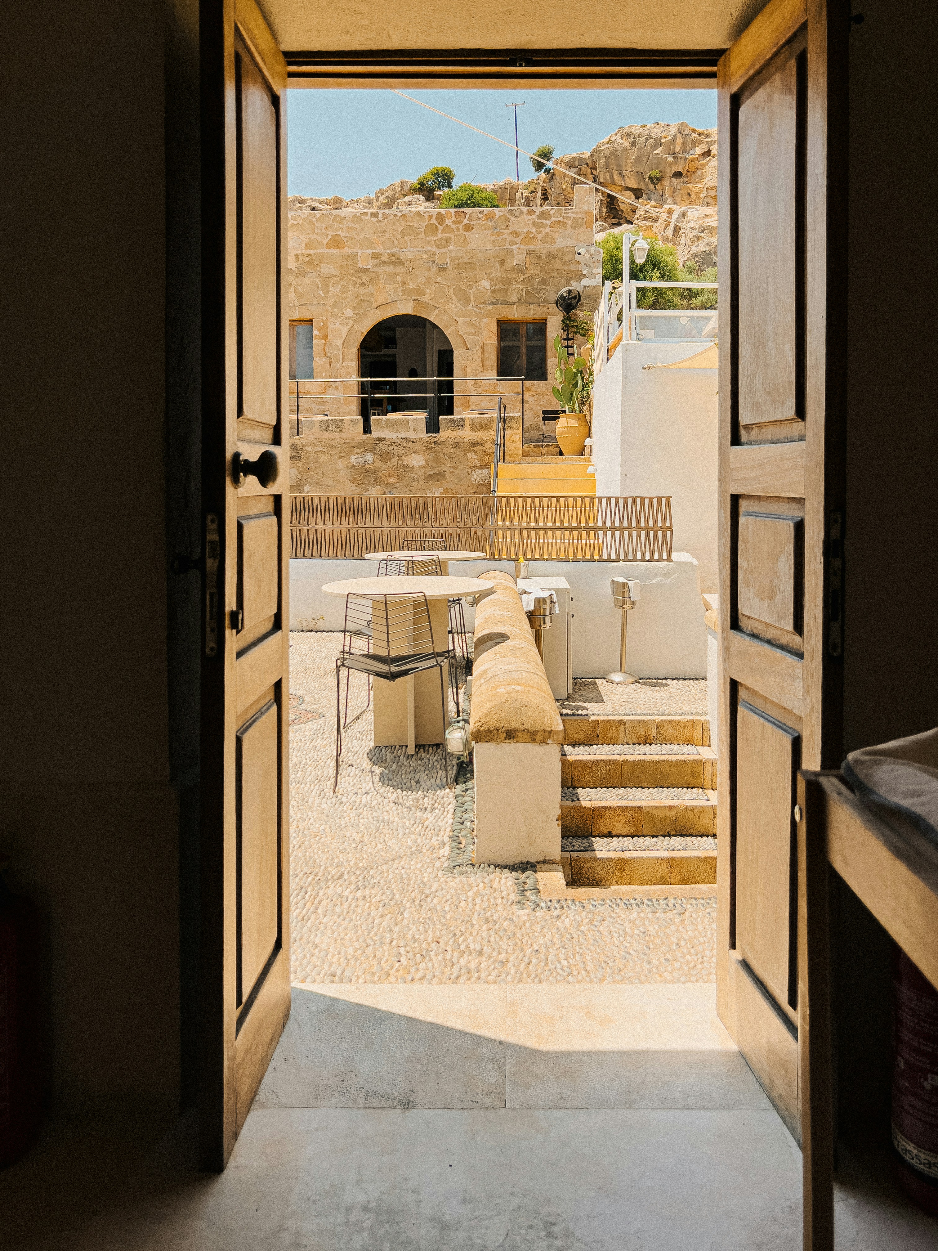 mediterranean patio furniture, wallpaper, Best Mediterranean Sectional Couch for Outdoor Patio 6