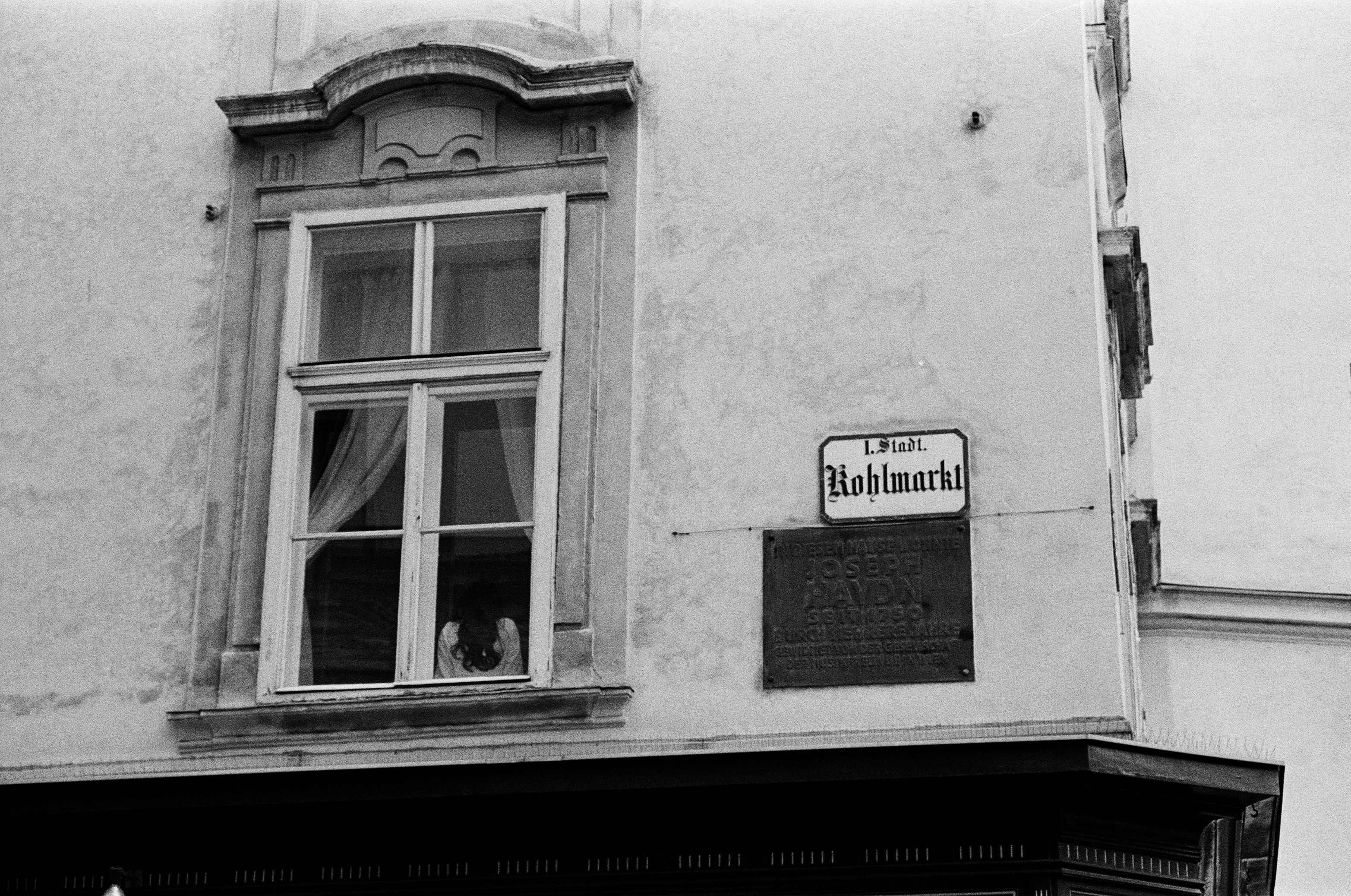 Photo by tsimur_asayonak