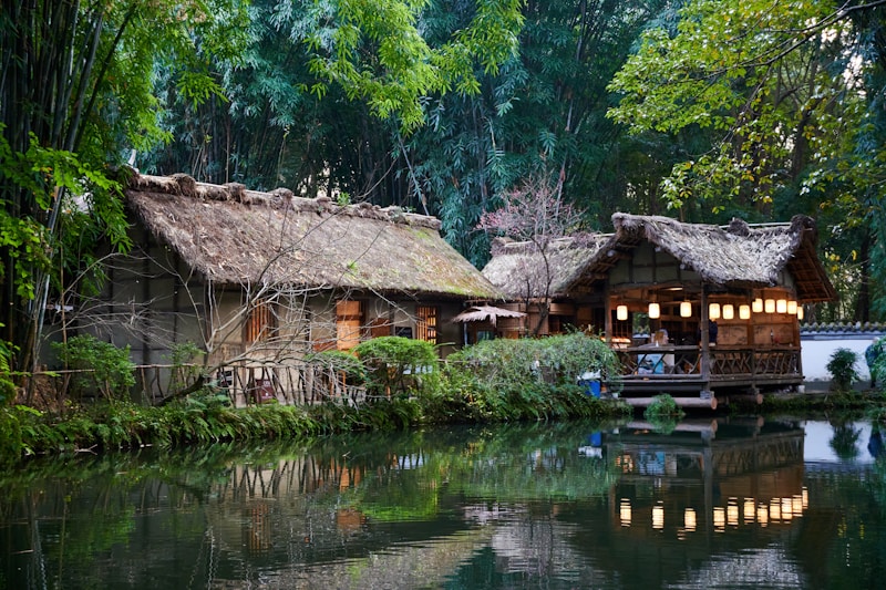 Du Fu's Thatched Cottage