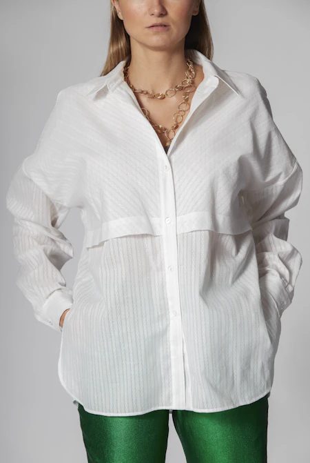 Oversized shirt outfit inspiration