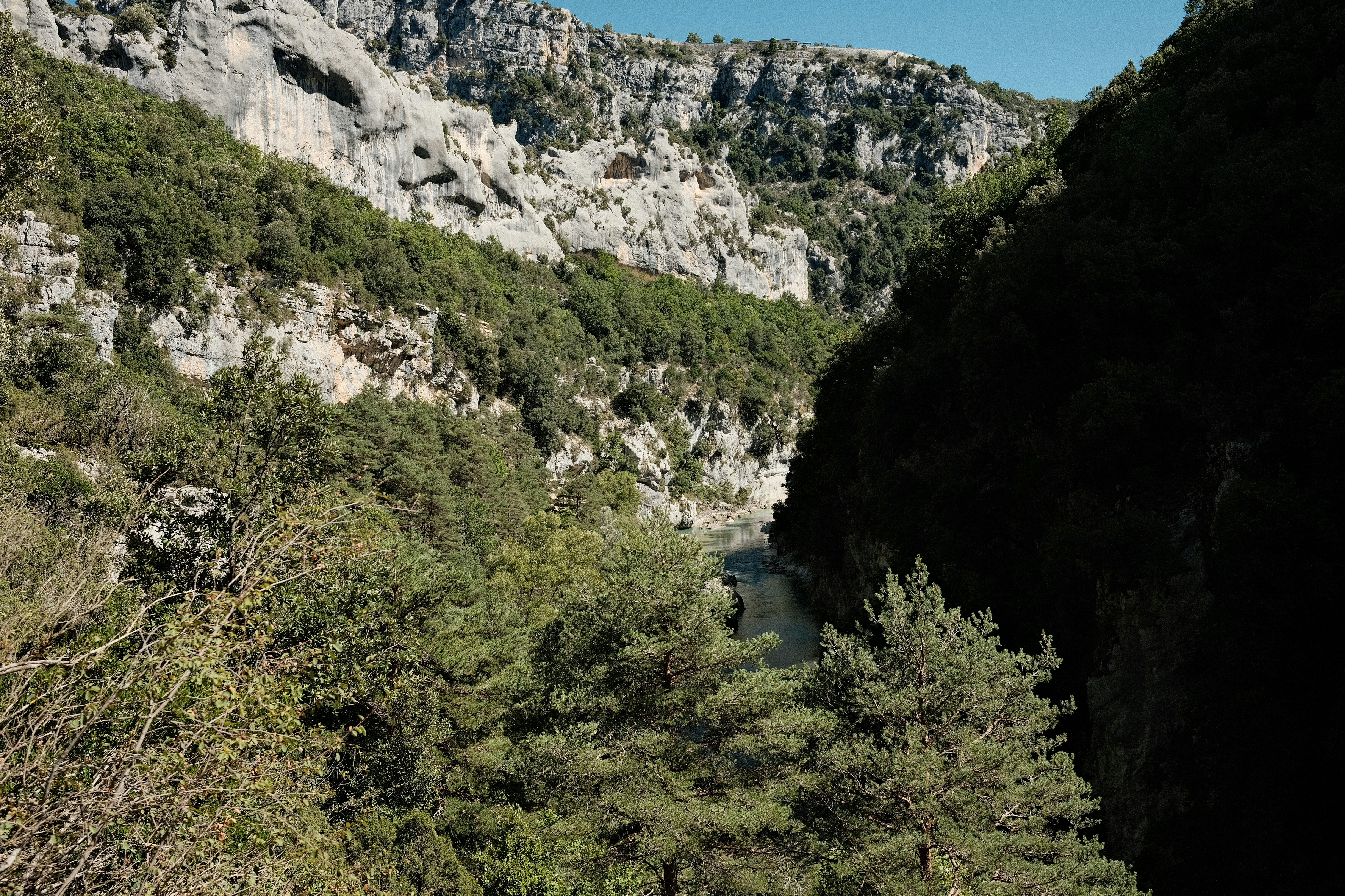 Photo by valentinlacoste