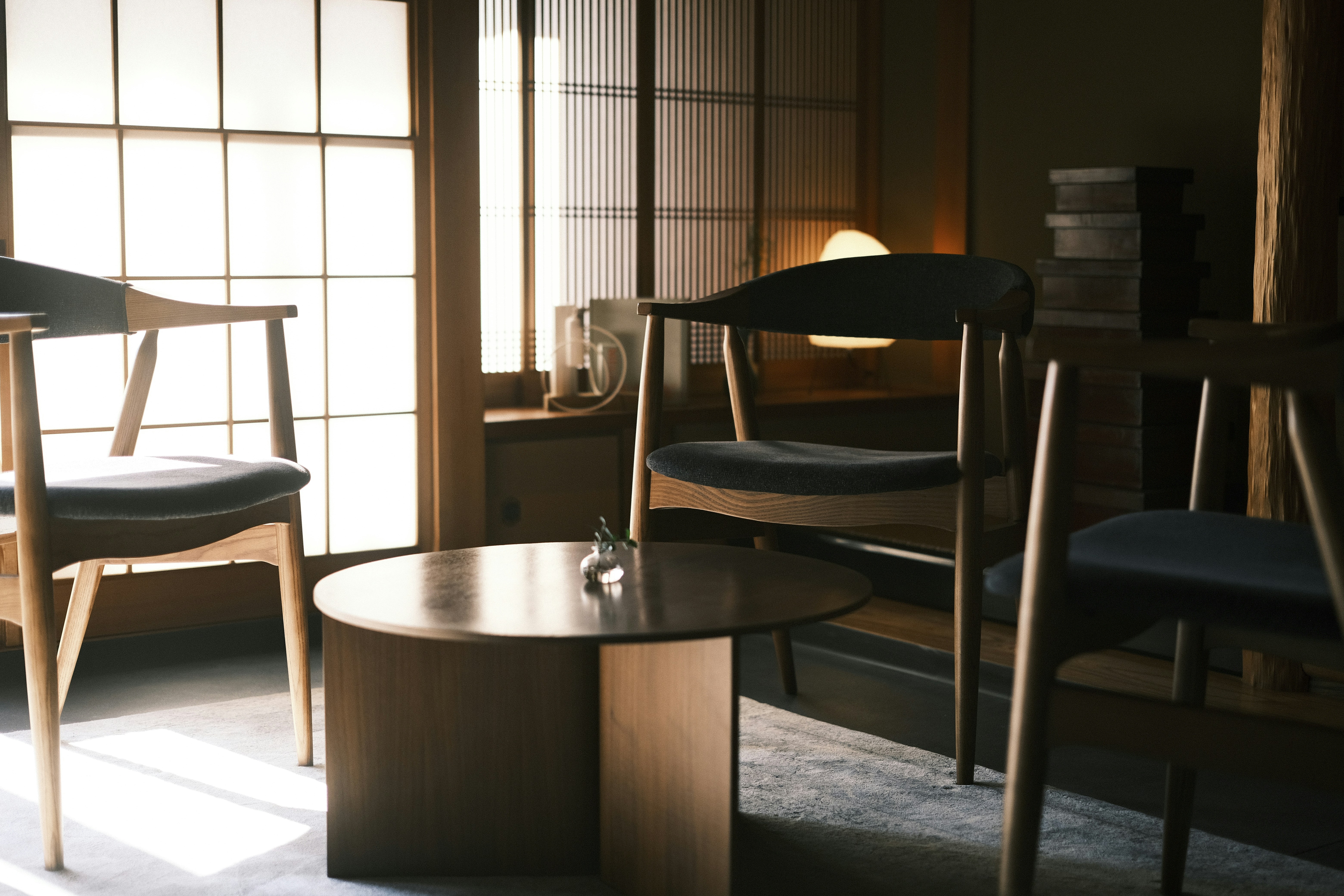 Nordic Style Lounge Recliner in a Cozy Setting