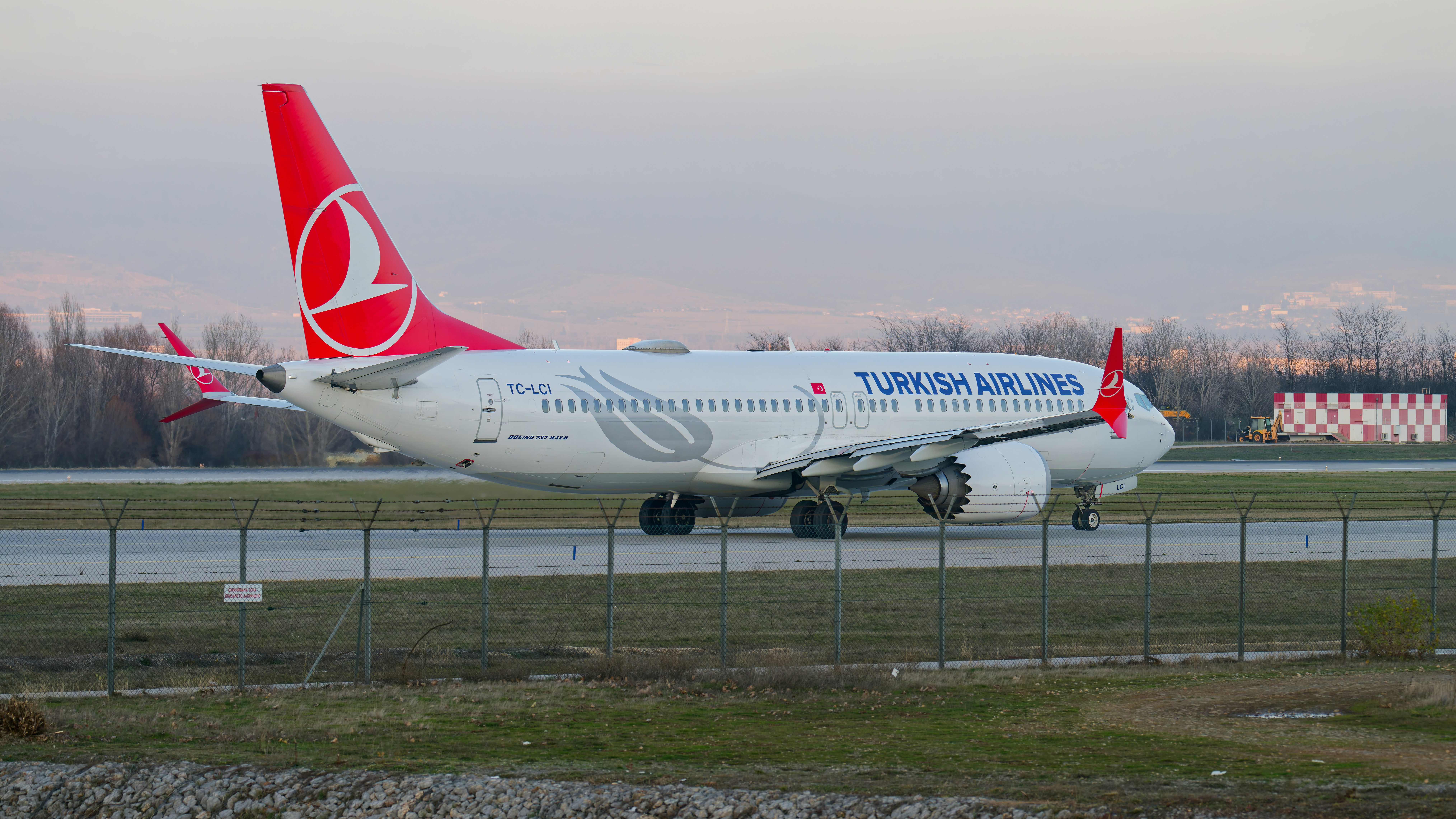Best Airports Near Toyonaka: Flights & Connections (2026)