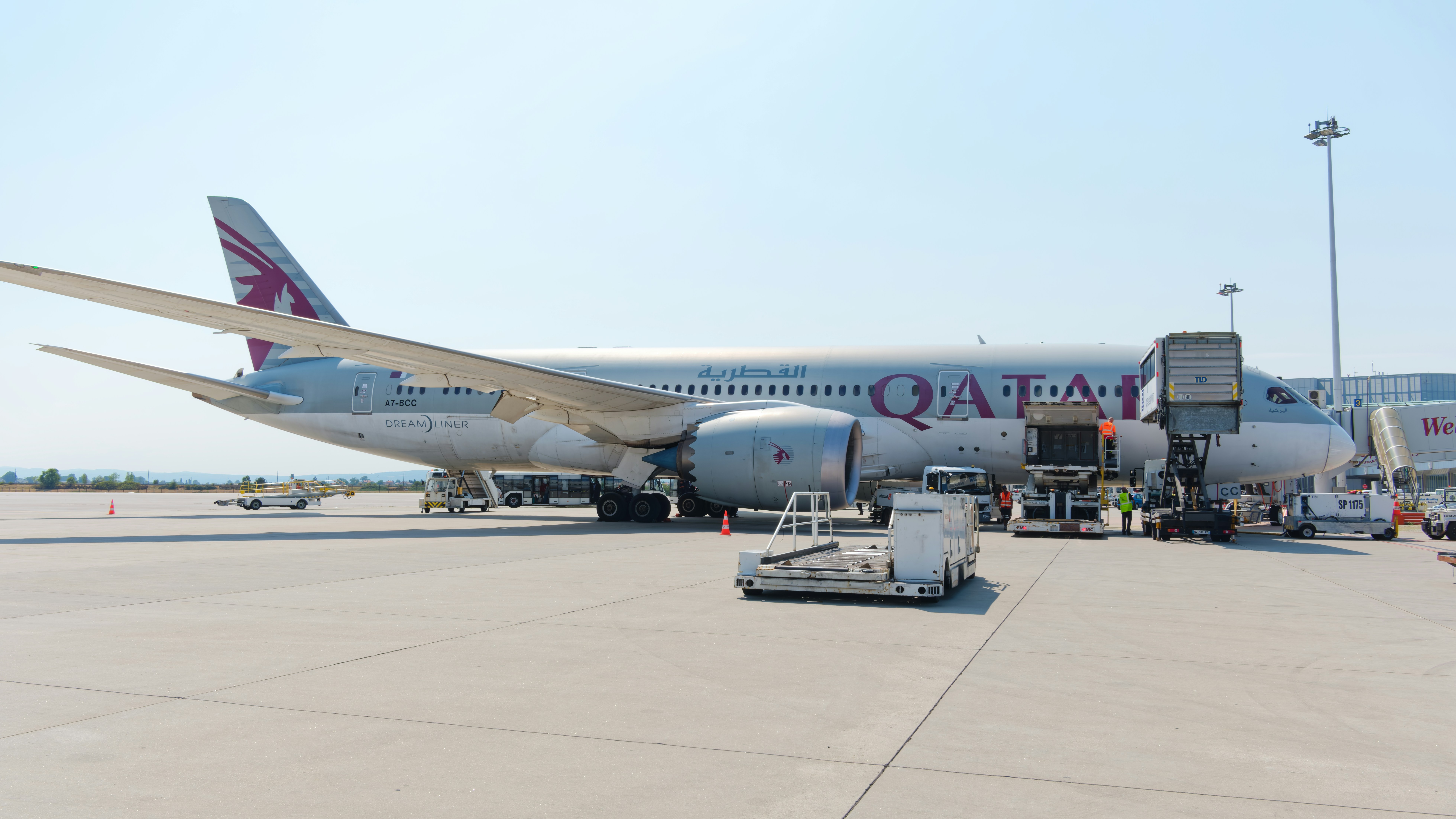 Qatar Airways Business Class Midweek Experience