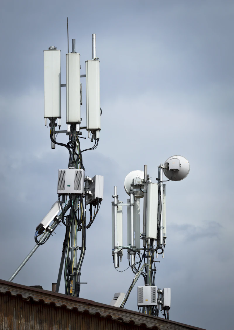 High-Performance Long-Range Outdoor Radios