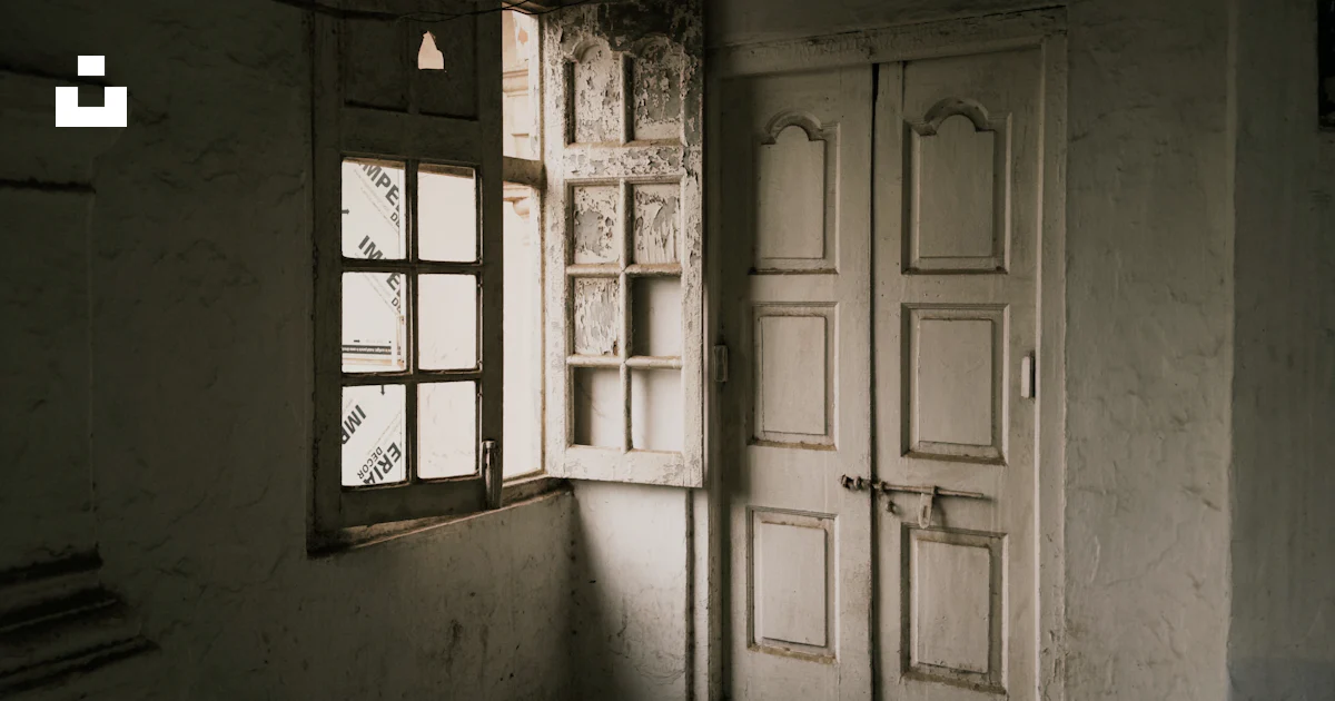 Dim Open Dim room with an open window and closed doors photo – Free Interior ...