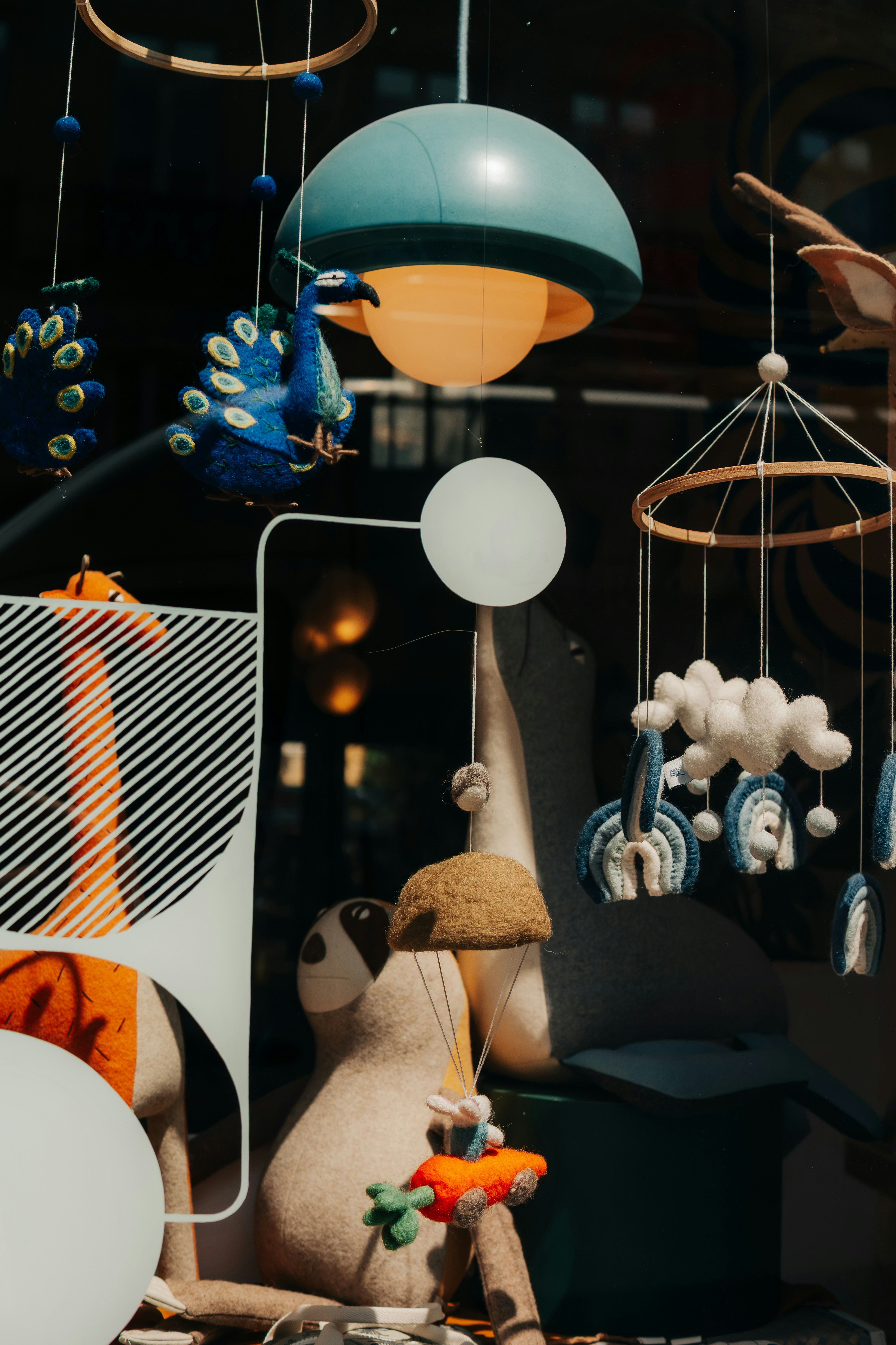 How Toy Boutiques Win with Night‑Market Pop‑Ups in 2026: Tactics, Tech, and Traffic