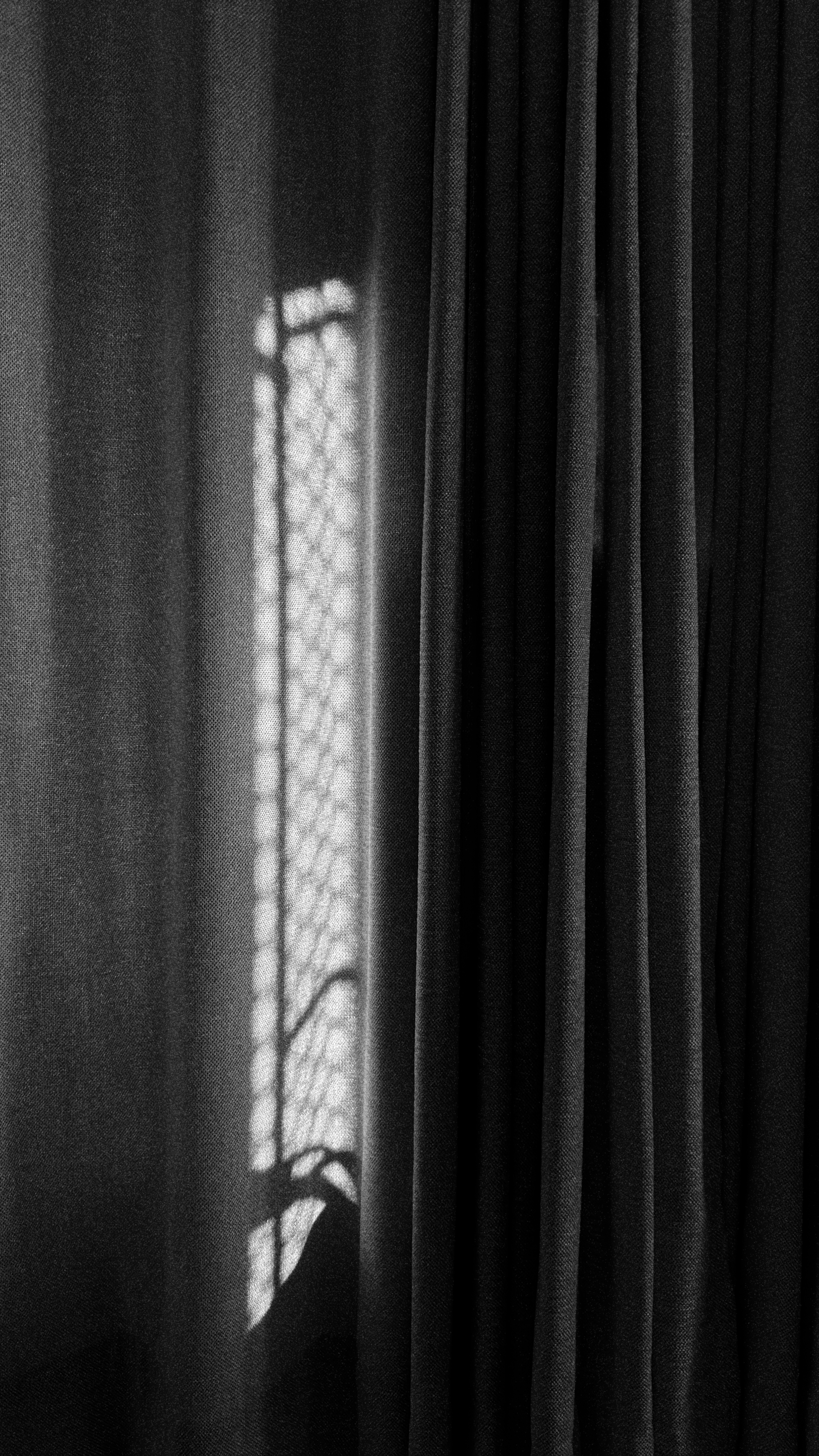 Why Outdoor Catios Matter Now: Lighting, Safety & Custom Microbrand Upgrades