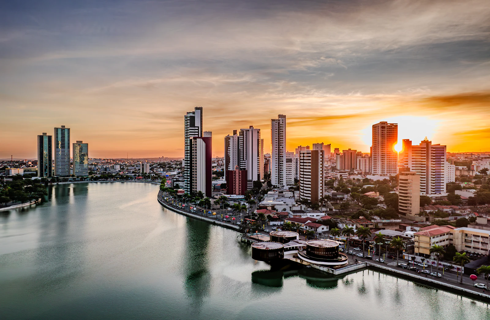 Várzea Grande deixou de ser coadjuvante: o que está acontecendo do outro lado do rio