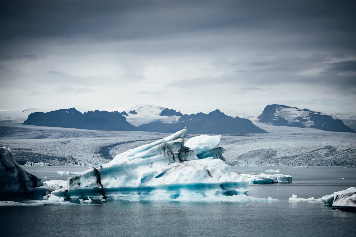Iceland Guide: Waterfalls, Glaciers and Northern Lights