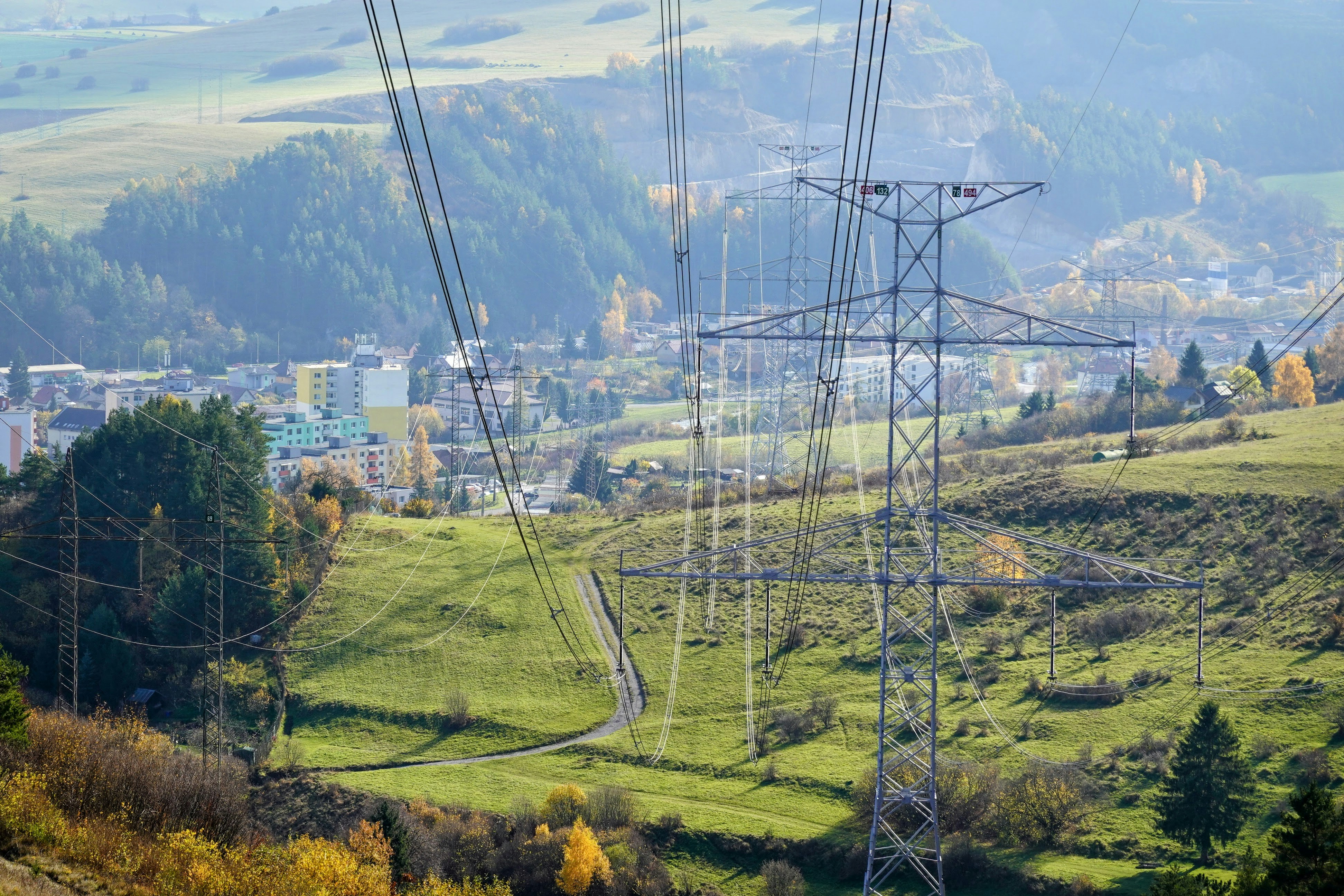 广西：鼓励关键金属企业通过绿电直连和绿电绿证交易方式提升绿色电力消纳比例-中电数媒-数字电网新门户