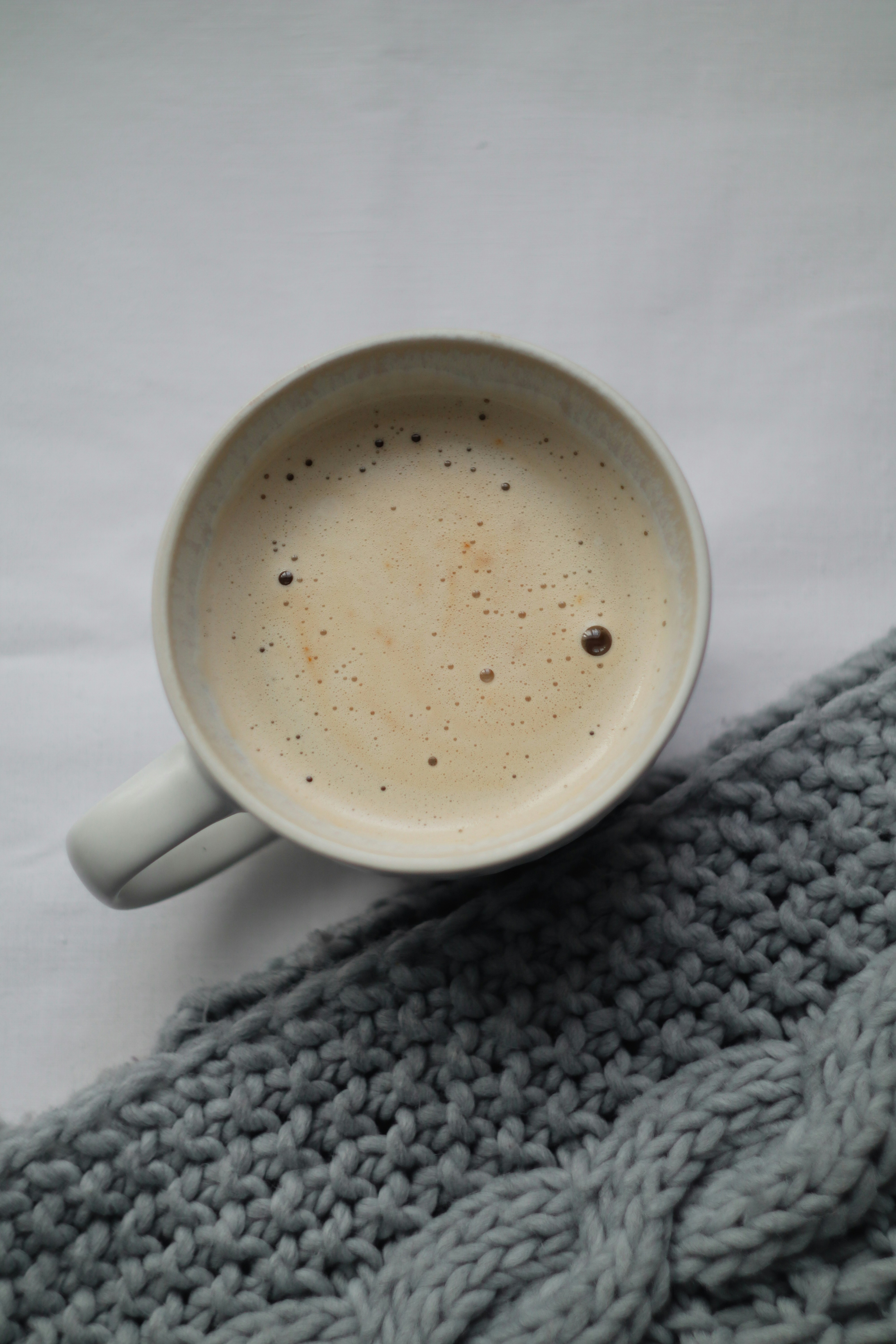 warm cozy wallpaper, wallpaper, Thank You Notes: Expressing Gratitude to Your Guests 3