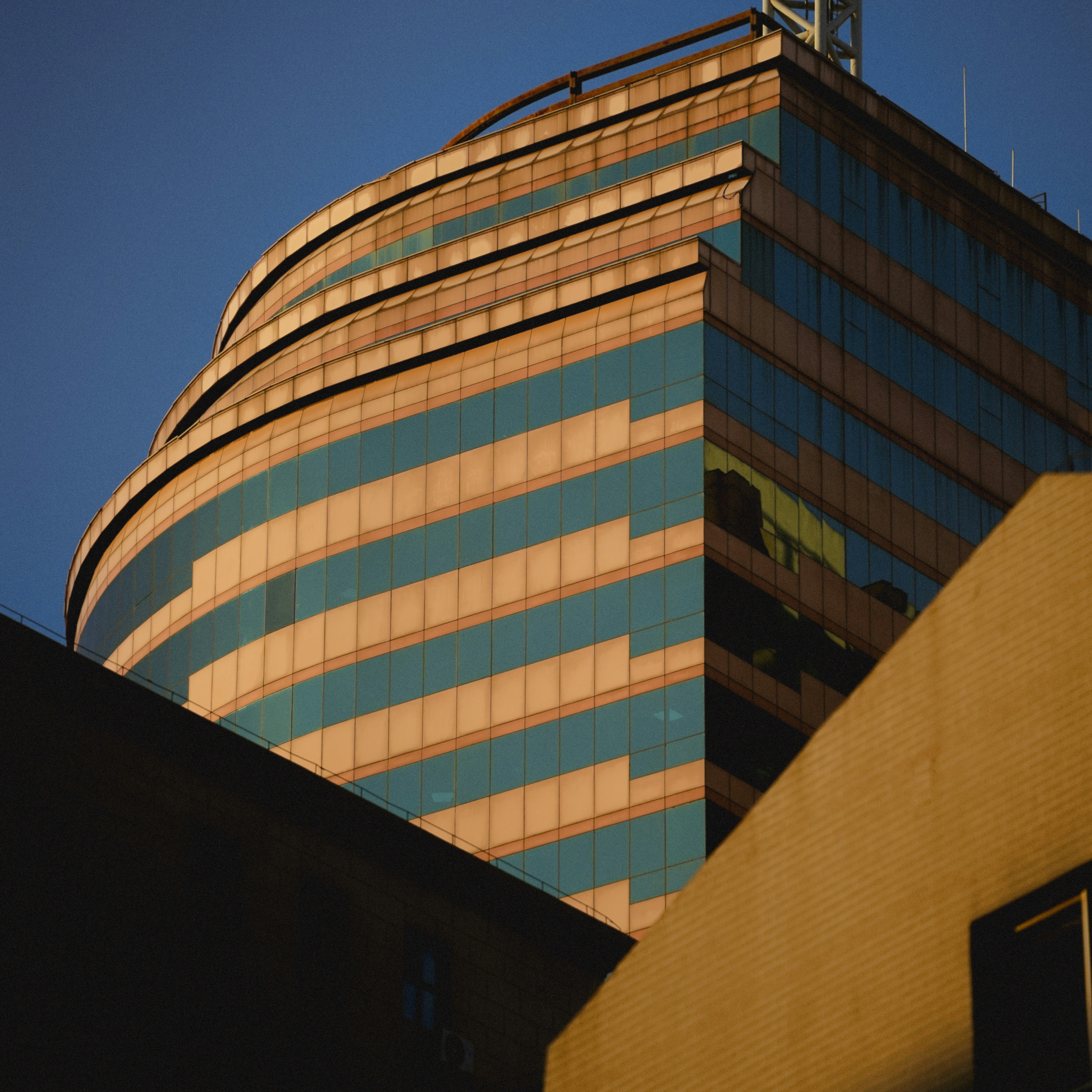 国際的な銀行取引のための香港における納税居住者の証明方法