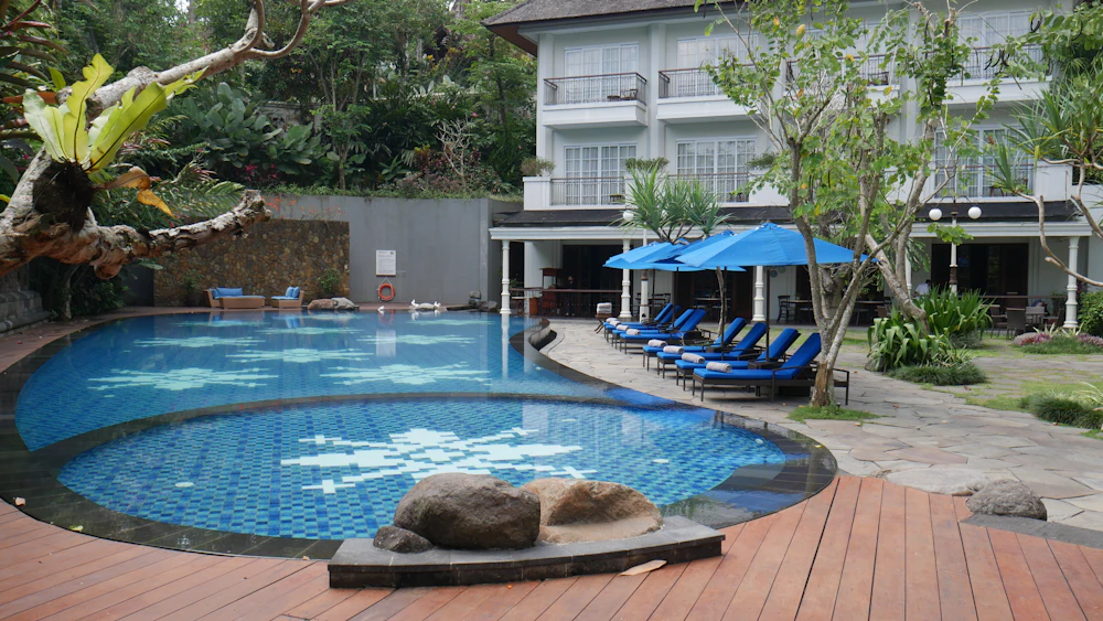 About APEX Weekly Pool Service & Equipment Repair