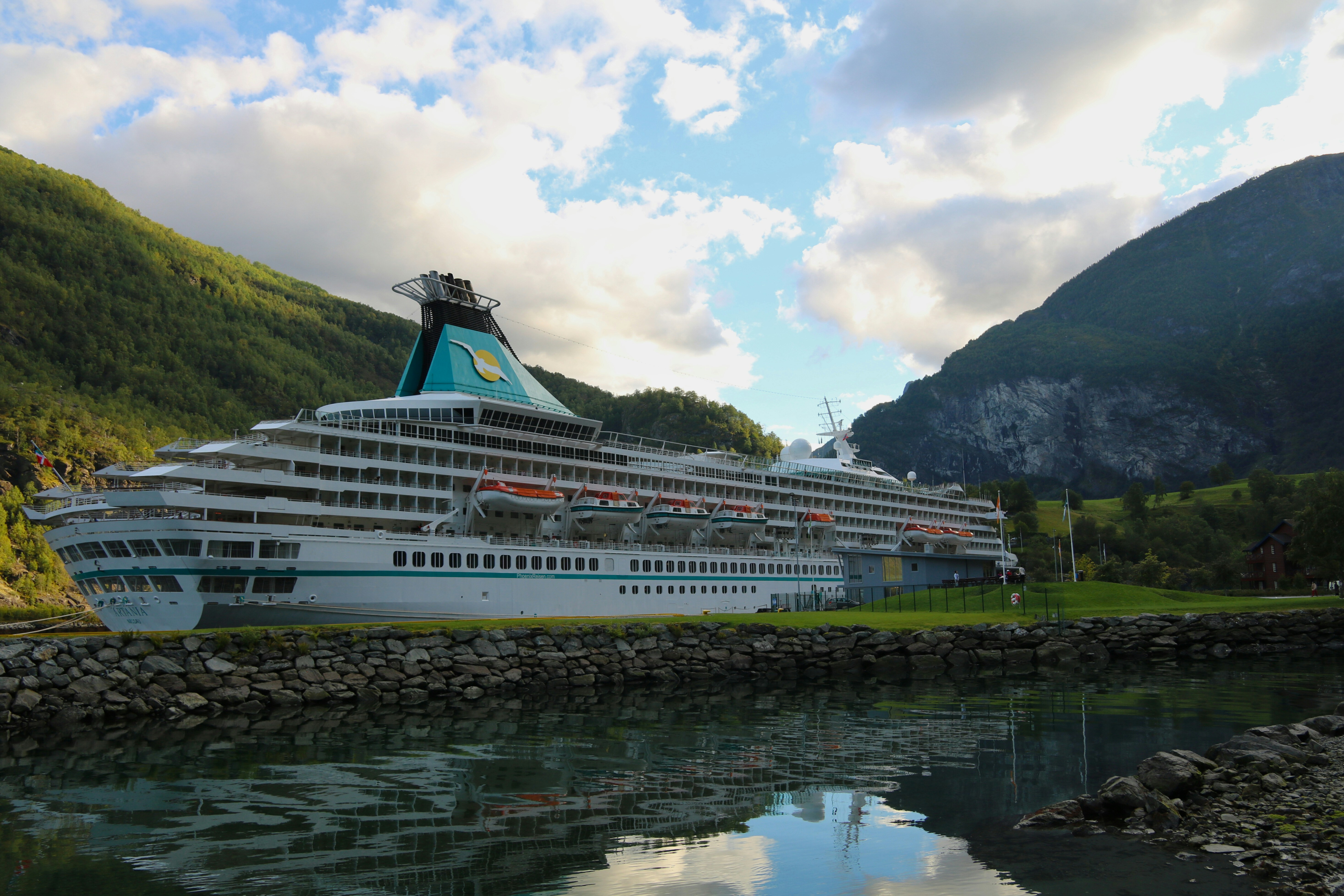 Best Cruise Destinations for First Time Cruisers