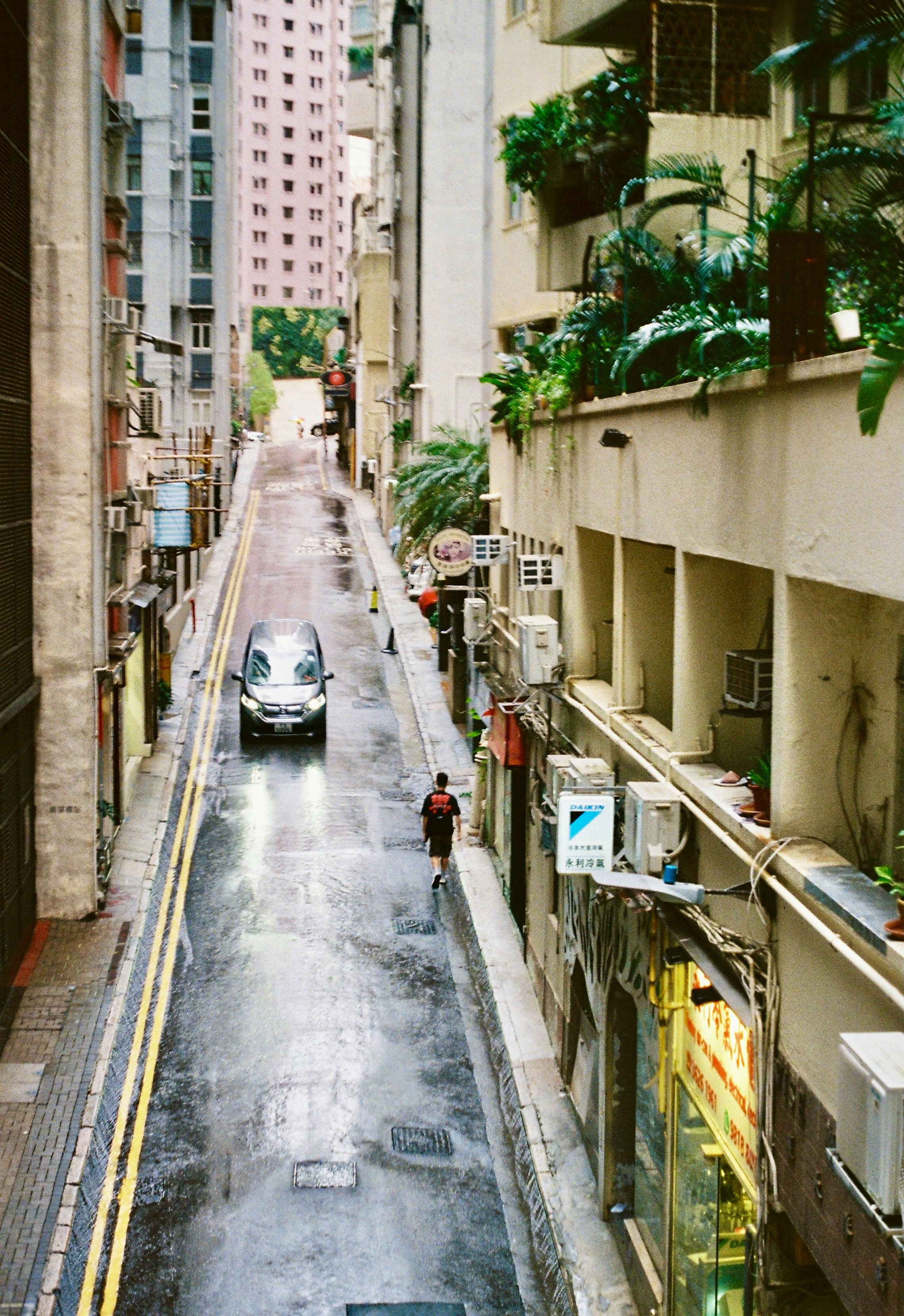 Photo by lwllwwlllwww