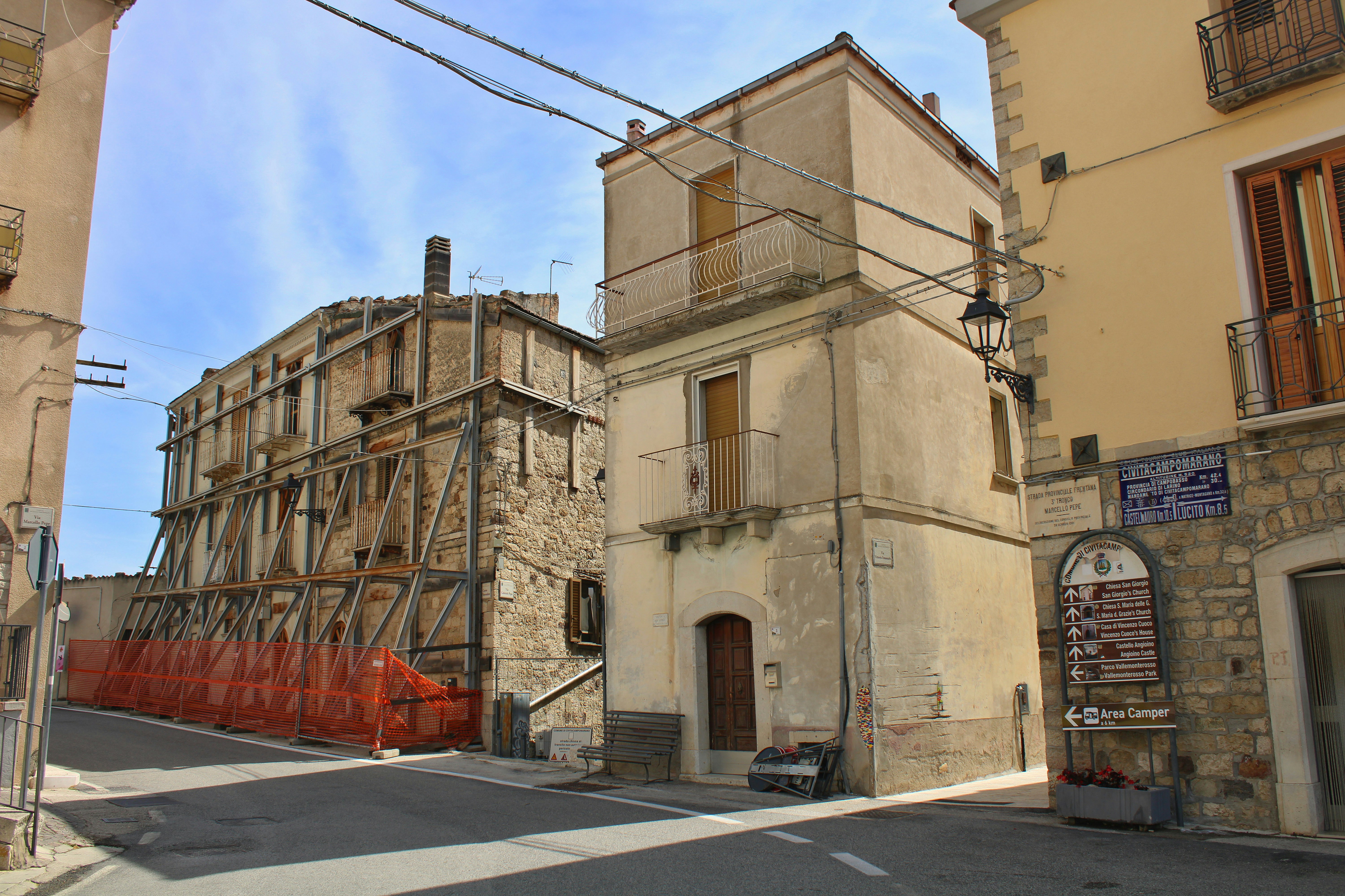 Photo by gabrieleromanoy