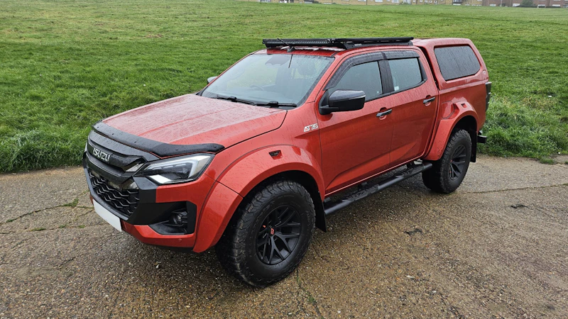 D-Max X-Terrain — Isuzu D-Max