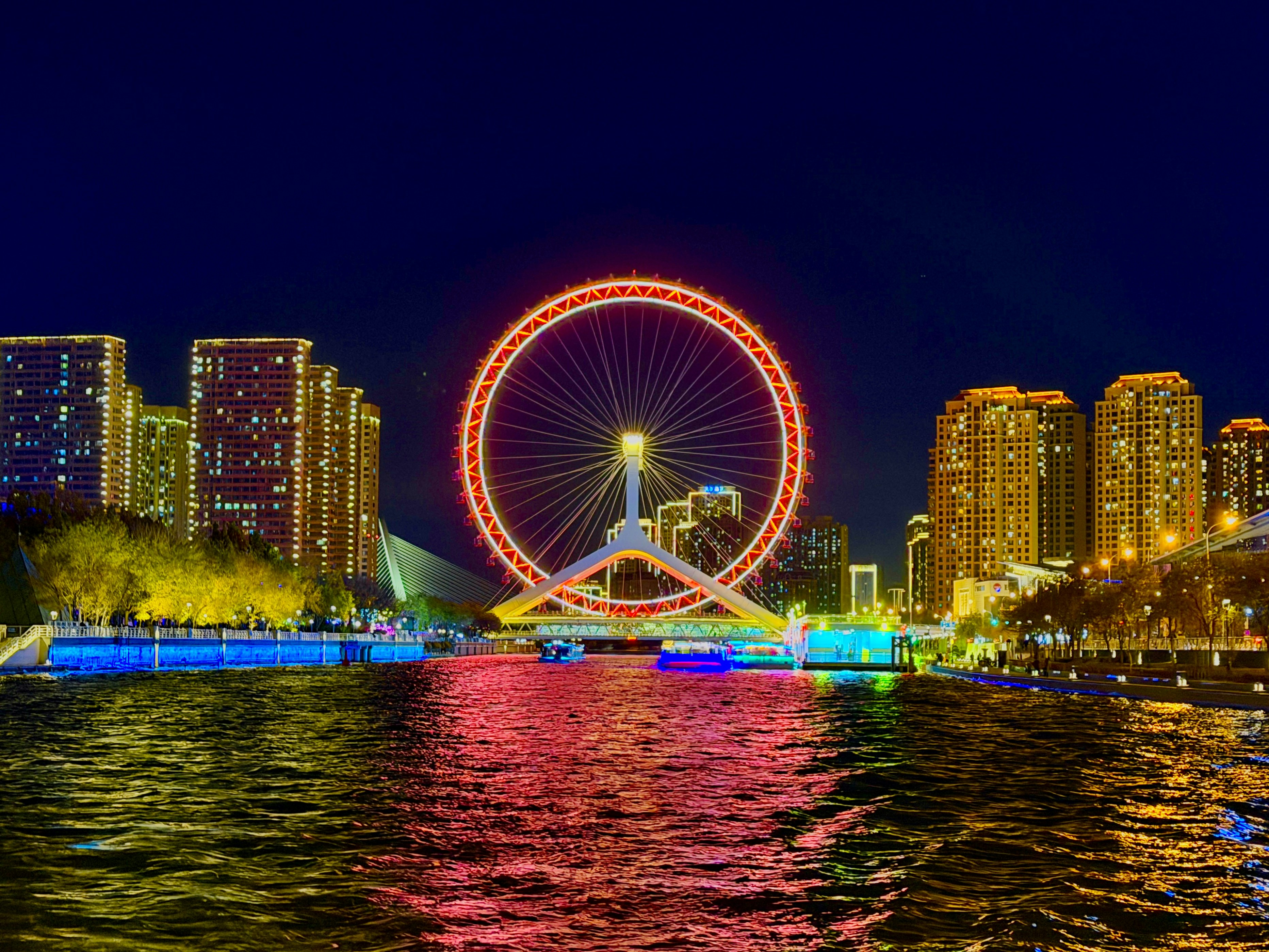 Photo by space_launch_system