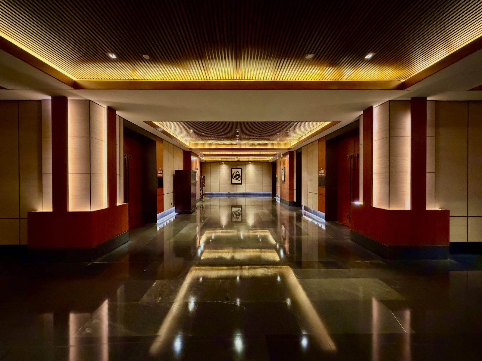 Polished commercial floor with a mirror finish