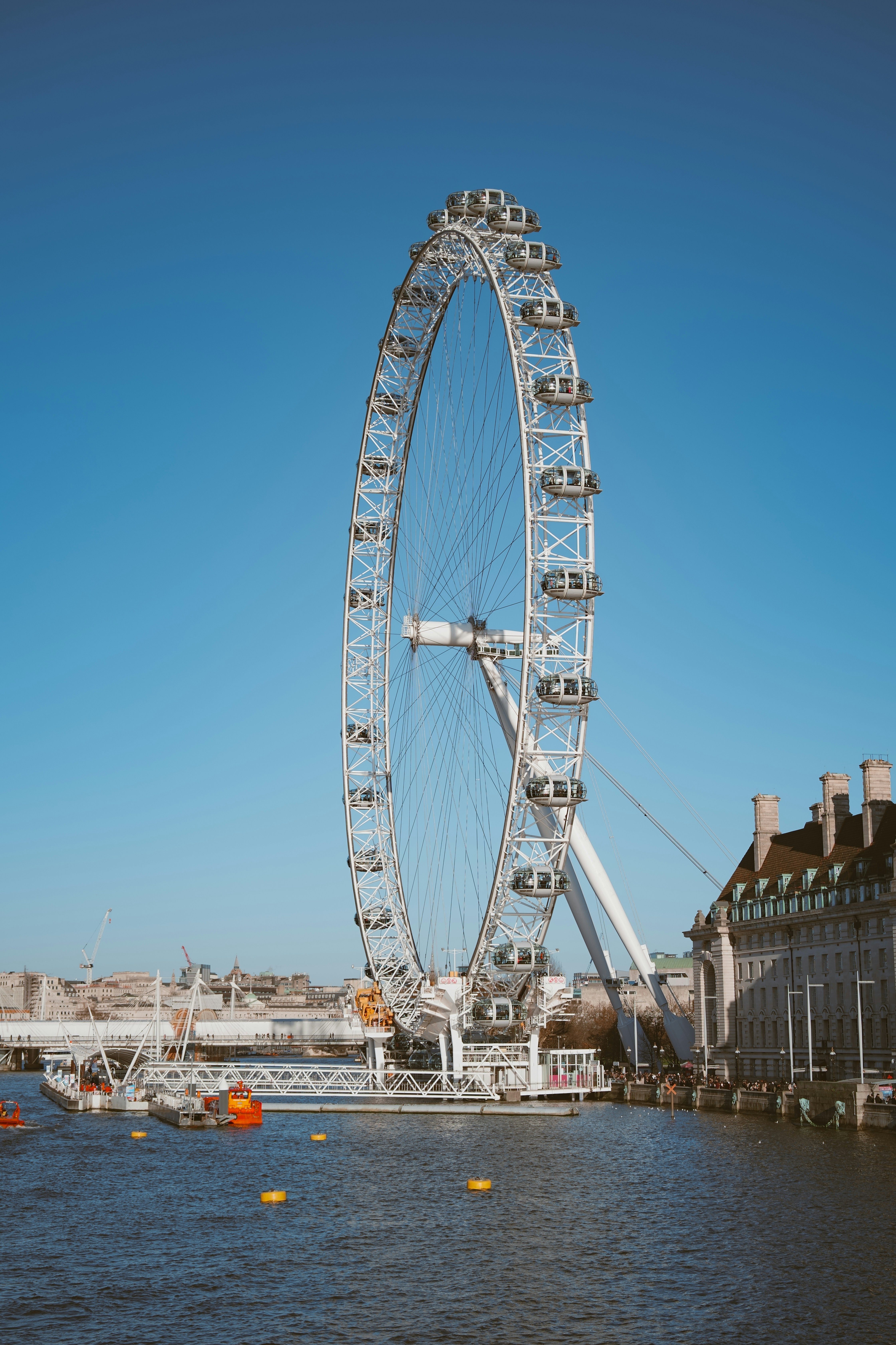 Photo by ayotundeikuesan