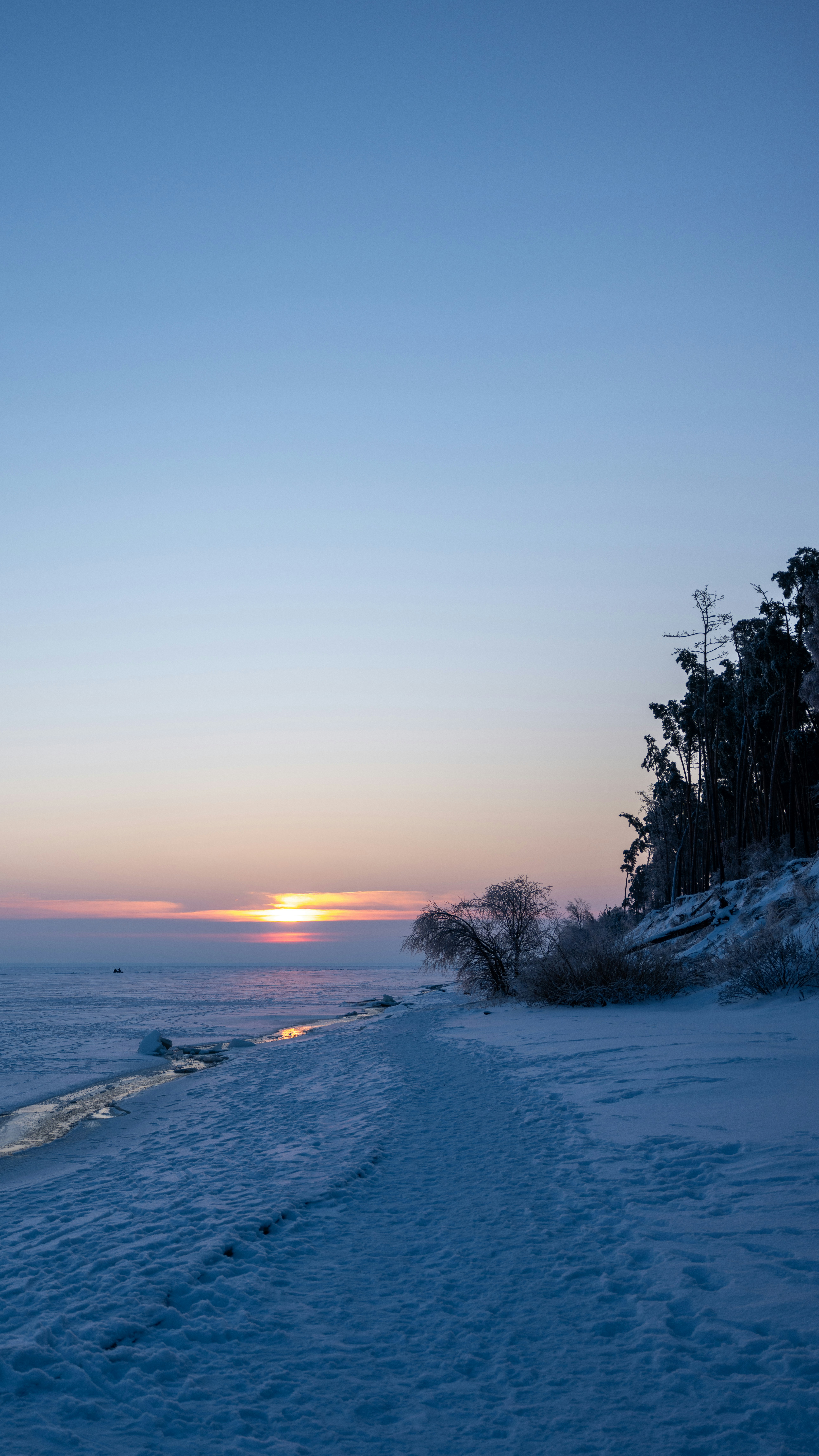 Photo by eugenechystiakov