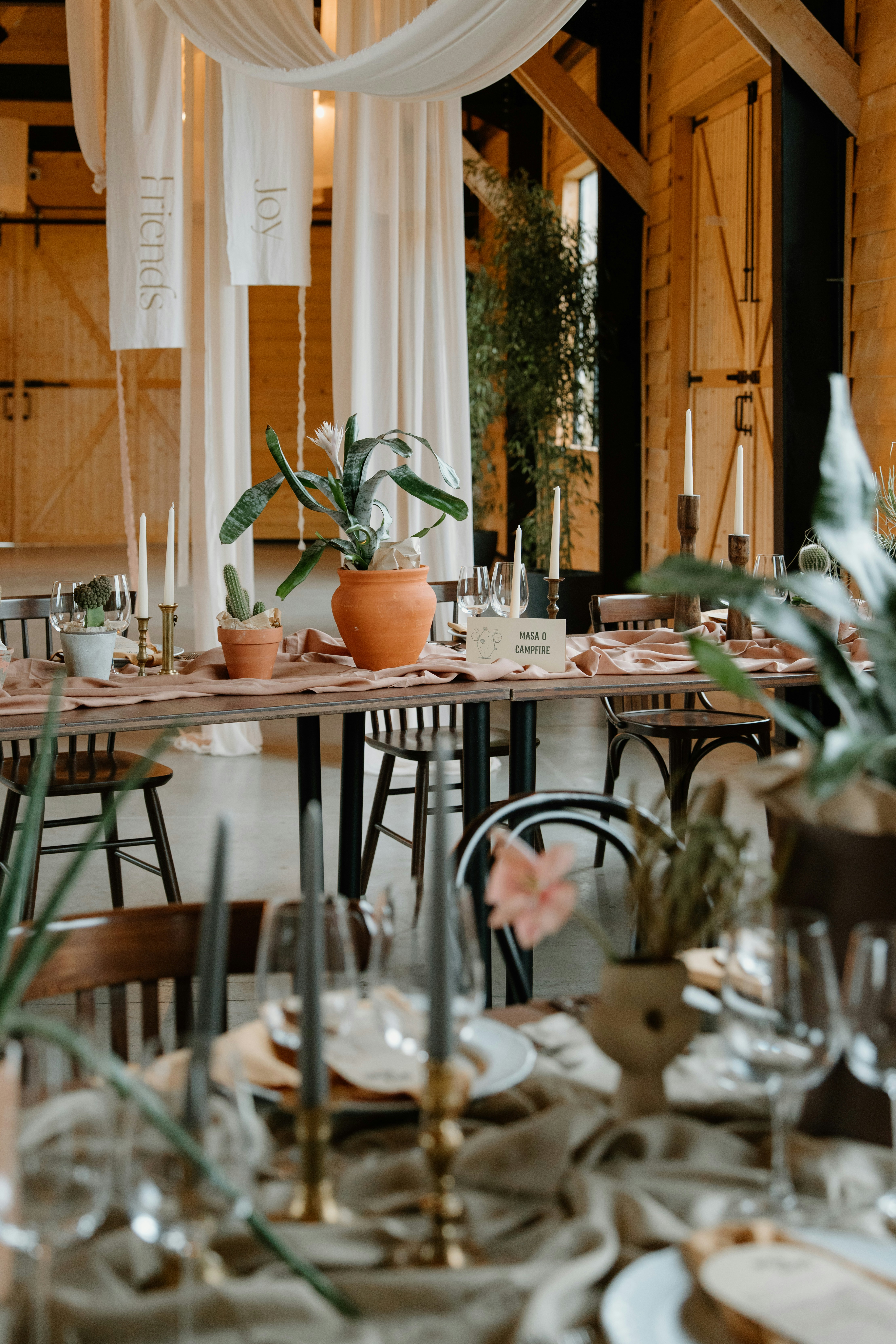 wedding chair decor, wallpaper, Wedding Chair Decorations: 5 Elegant Ideas 5