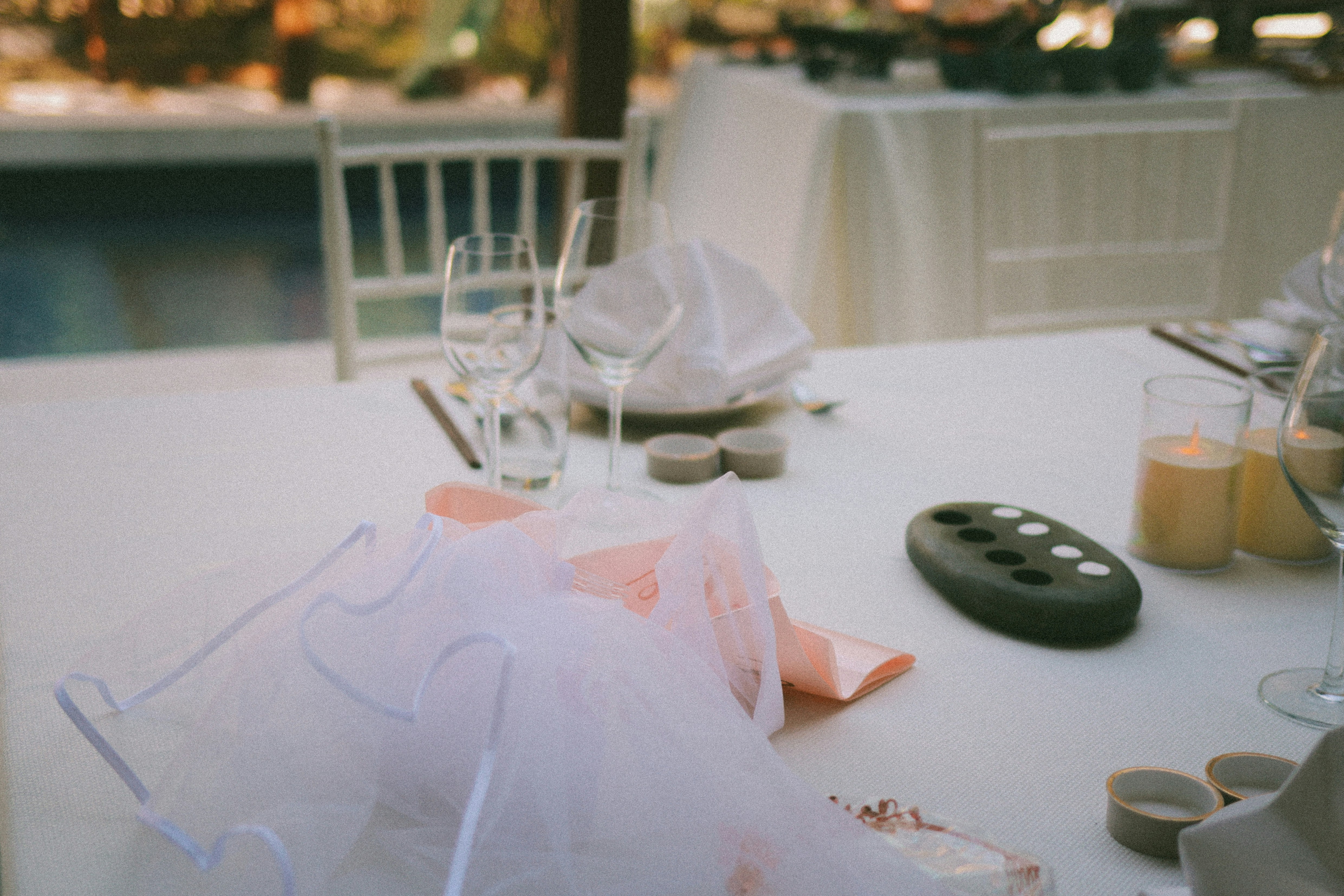 wedding planning soft focus, wallpaper, Wedding Decisions: Navigating as a Partnership 2