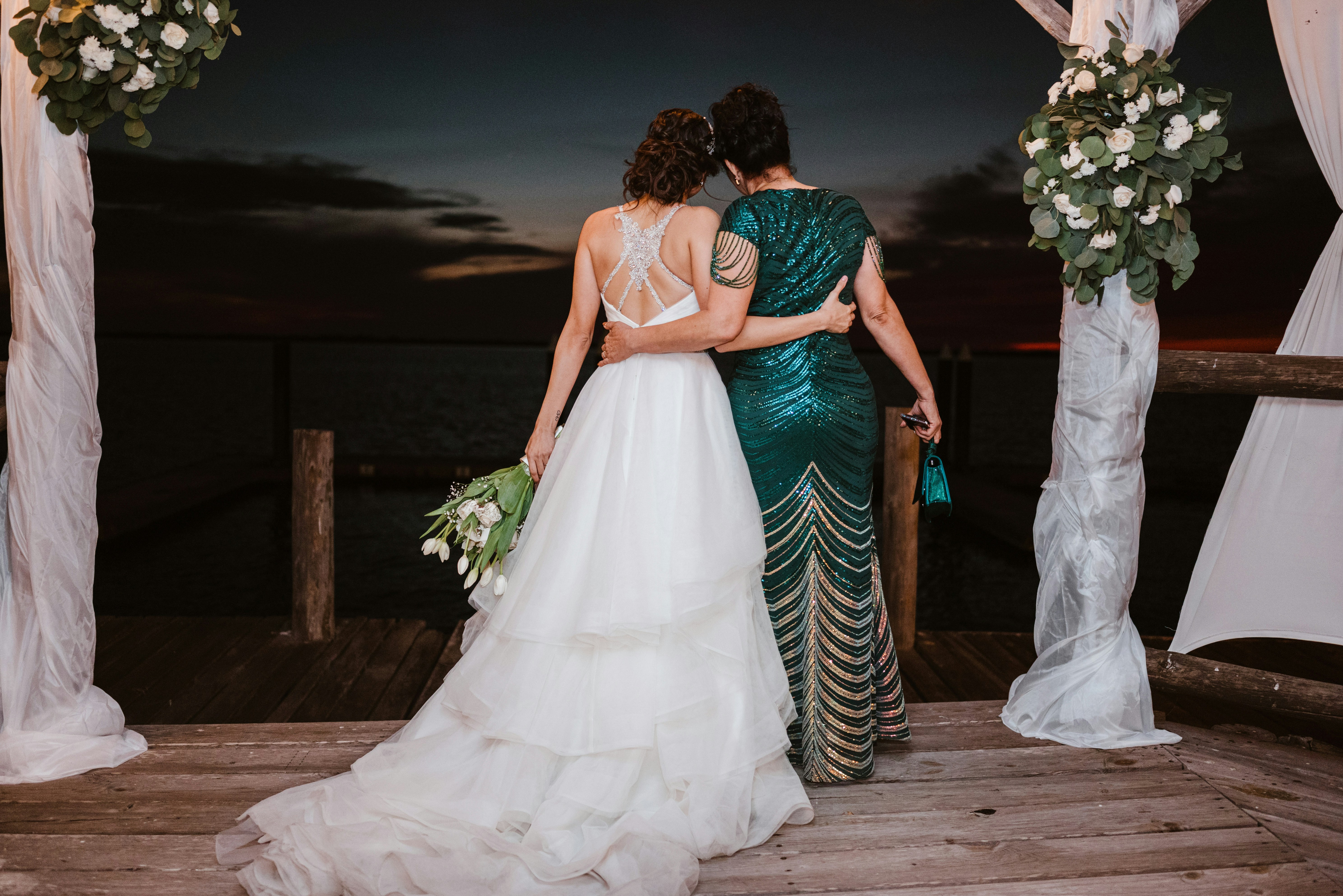 wedding guest attire, wallpaper, Wedding Guest Outfits: What to Wear When There's No Dress Code 5