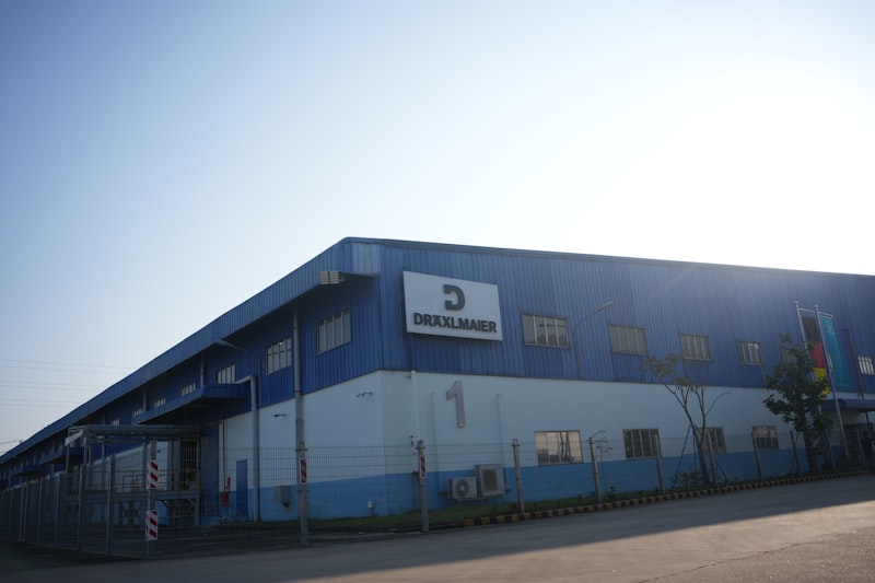 Modele open-source, physical AI si costul energiei pentru data center