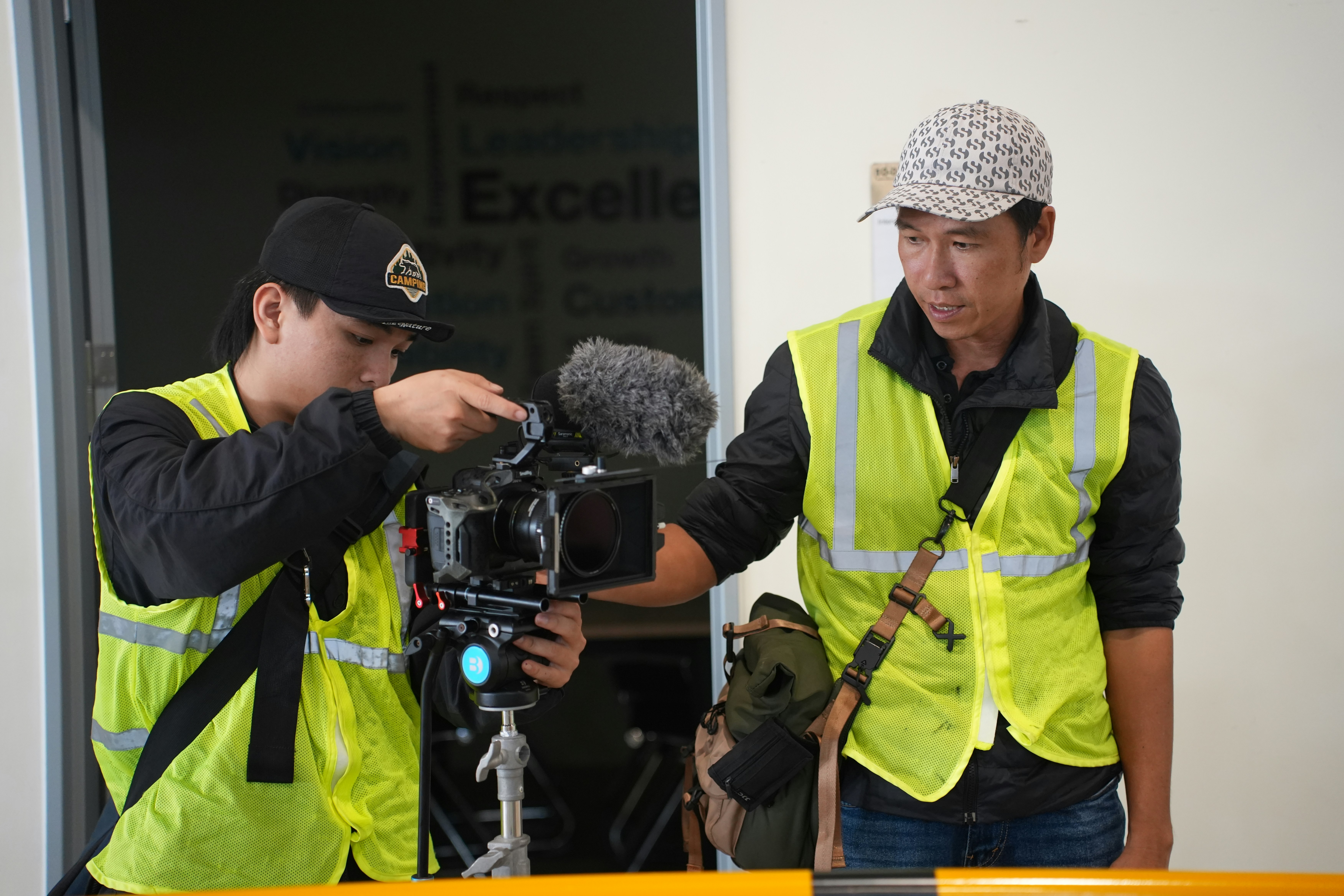 What to Expect When You Hire a Deposition Videographer (Step by Step)