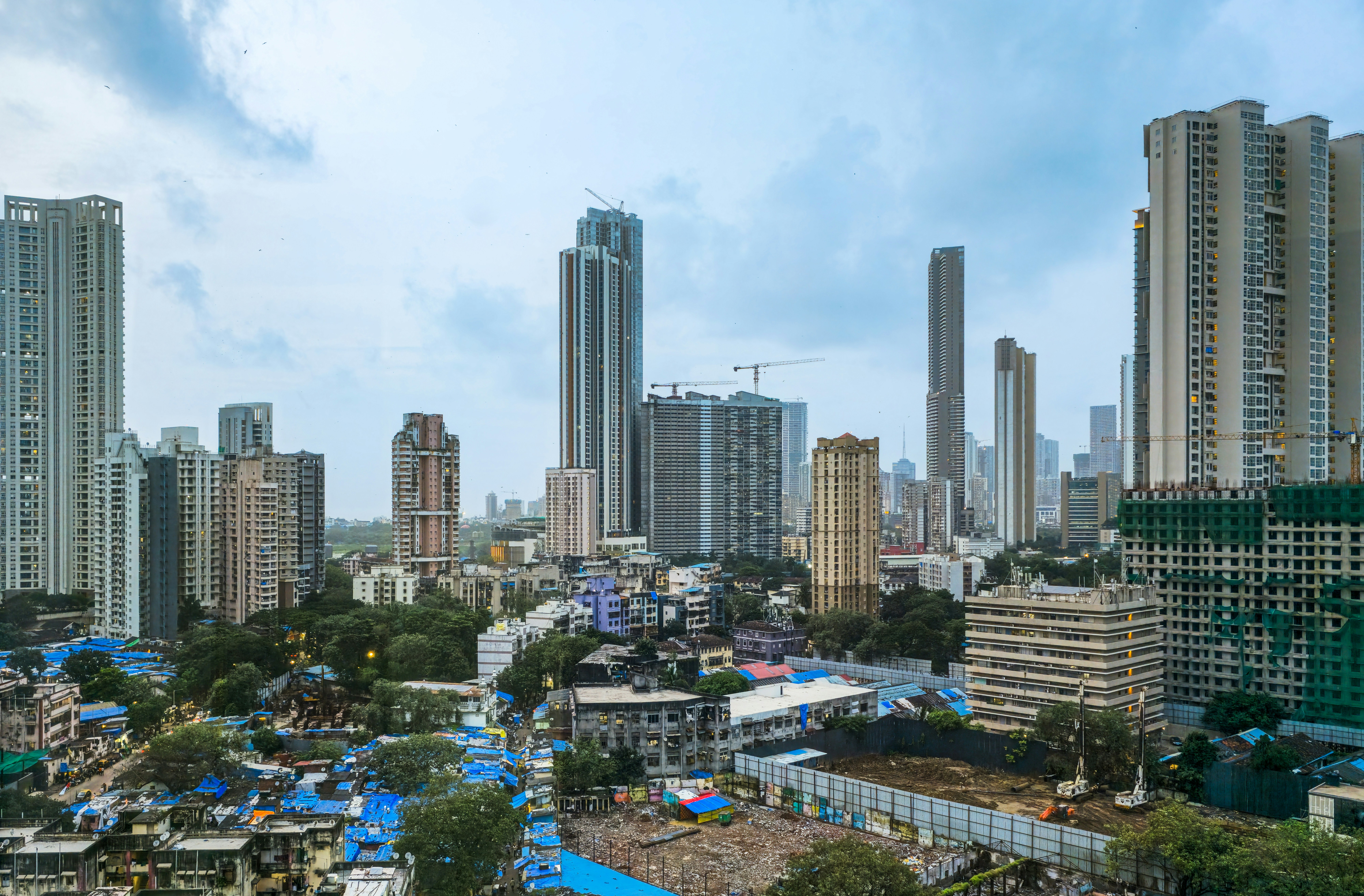 Navigating Beauty Challenges: Lessons from CoverFX and Mally Beauty’s Market Exit