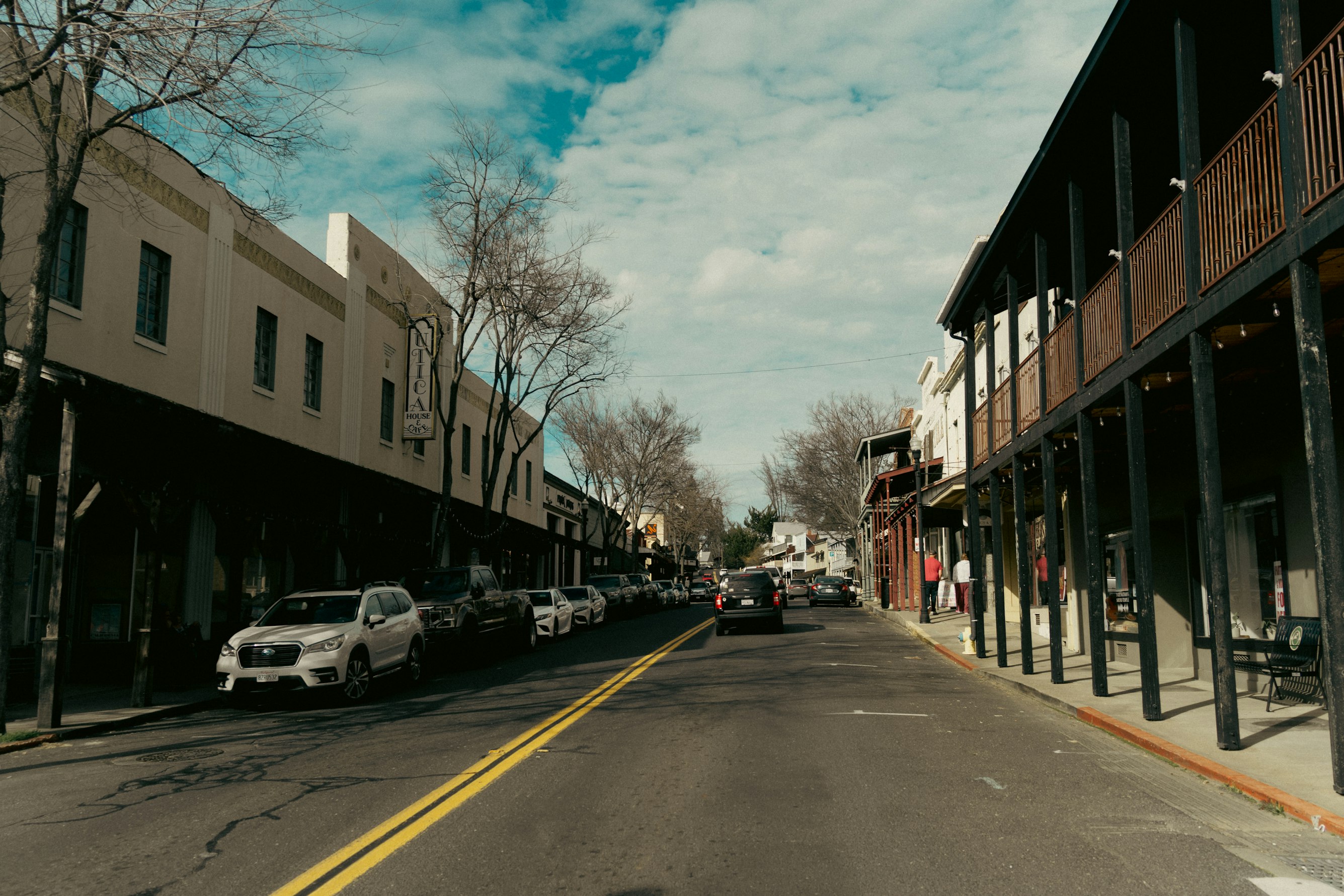 Images from the The Slow Lane article on Abduzeedo