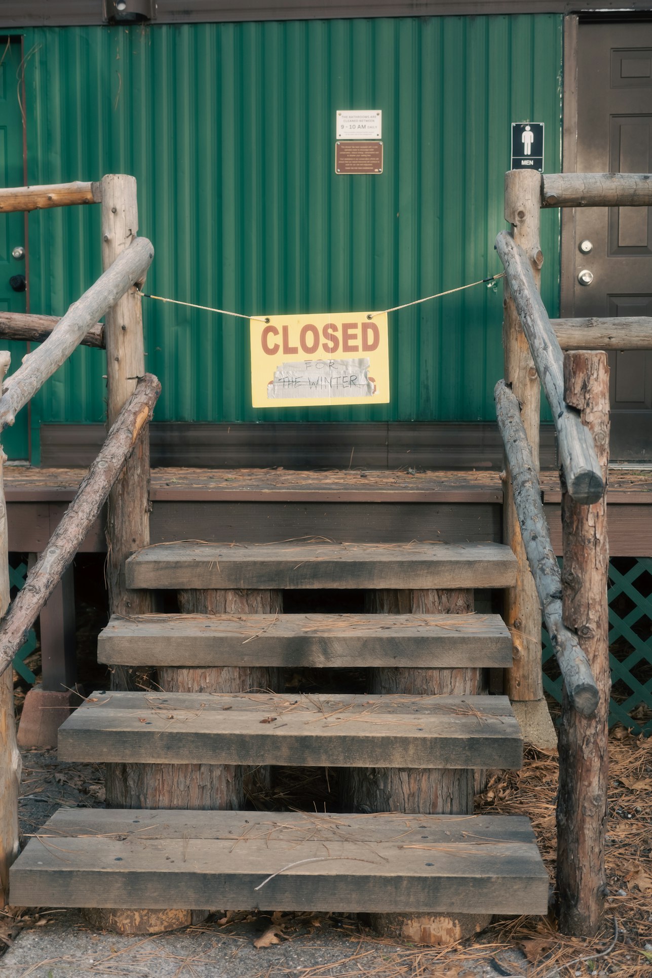 Images from the The Slow Lane article on Abduzeedo