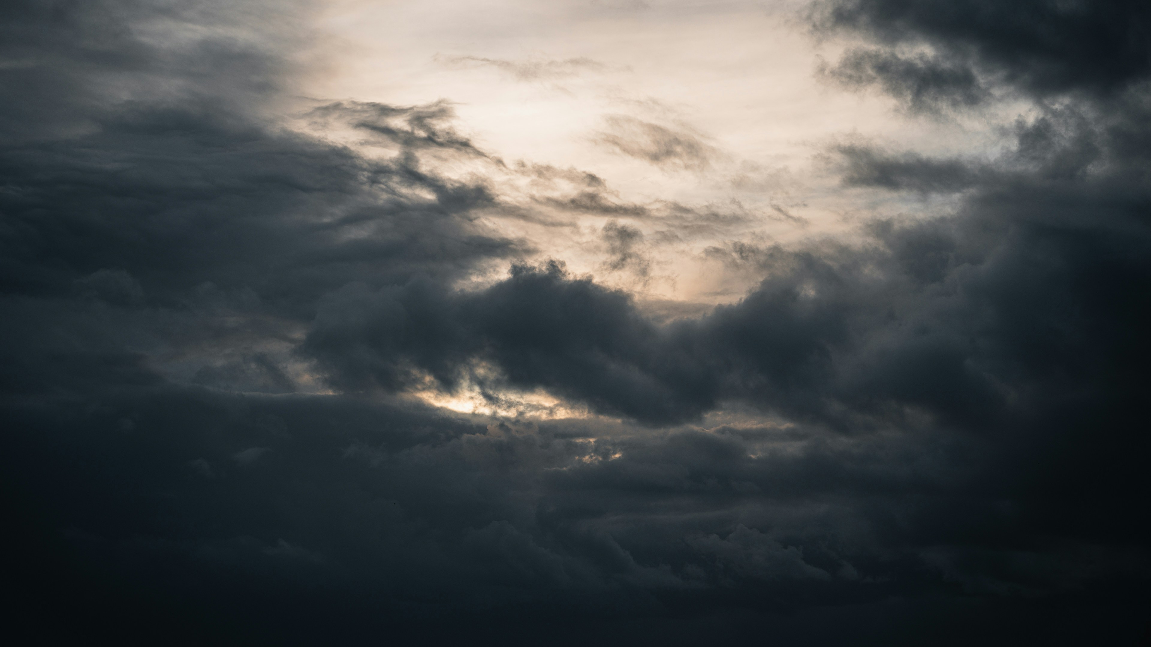 Photo by theemanofoth