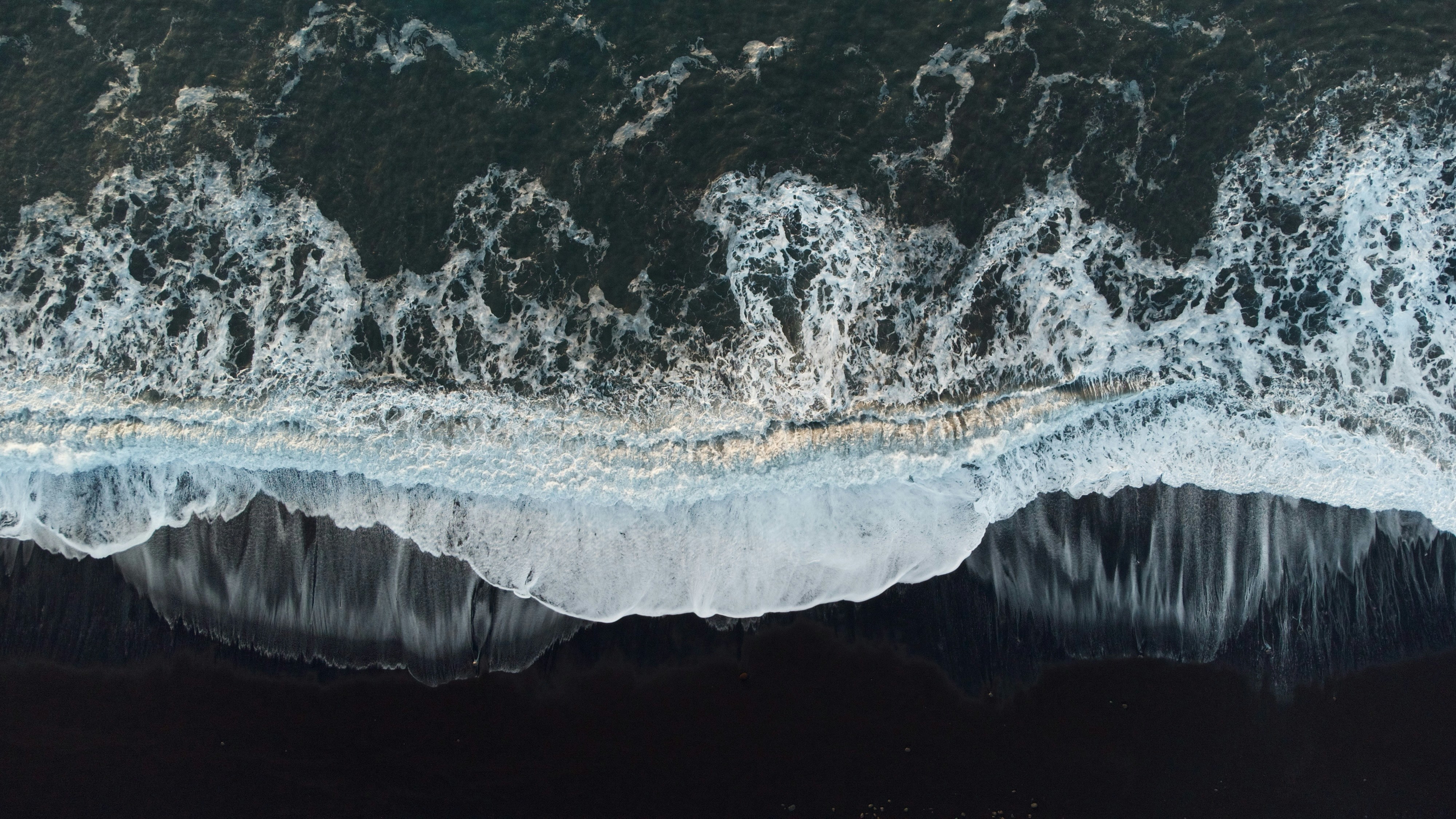 Photo by huseyinbenli