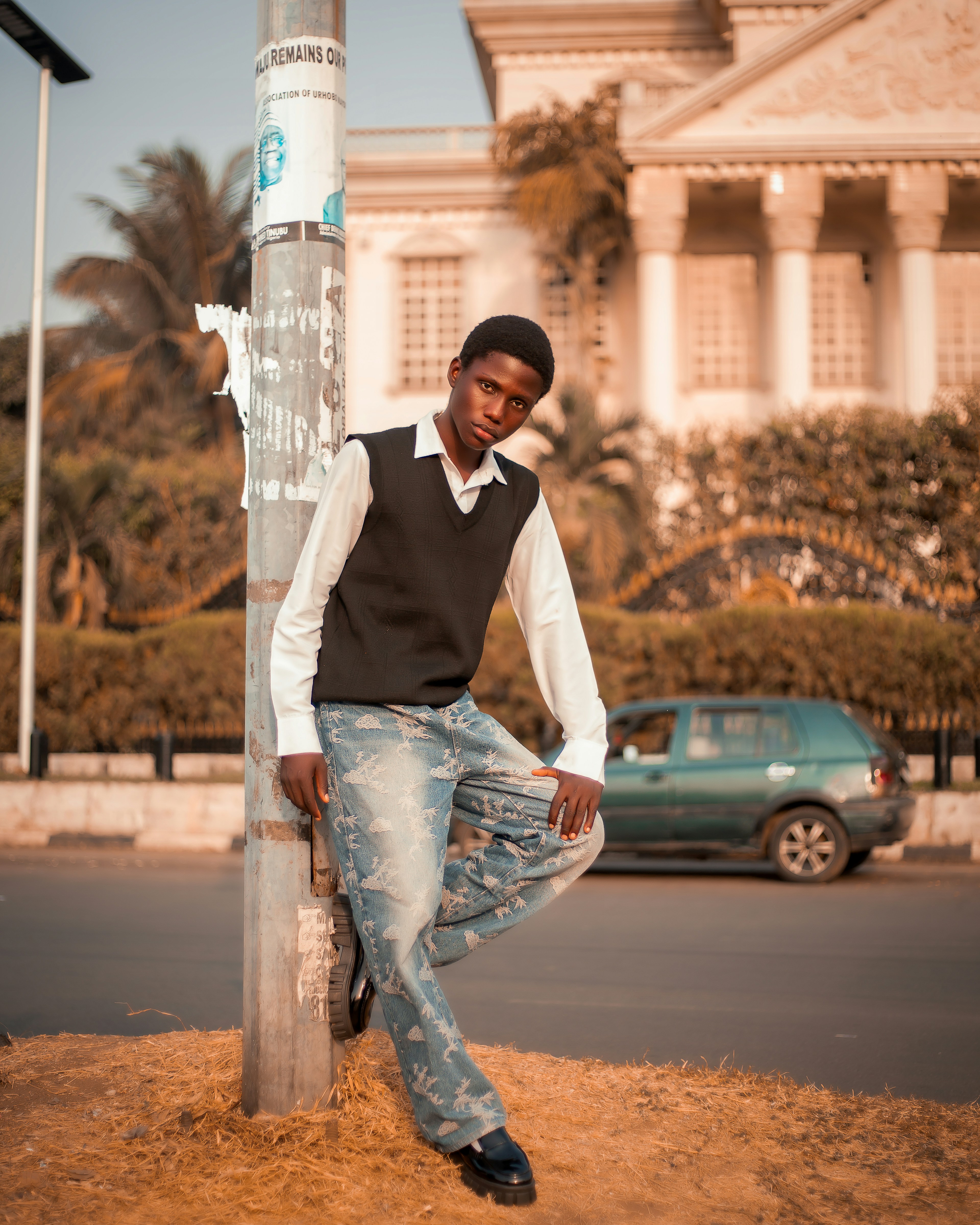 street style vest, wallpaper, Vest Outfits: Modern Street Style Guide 6