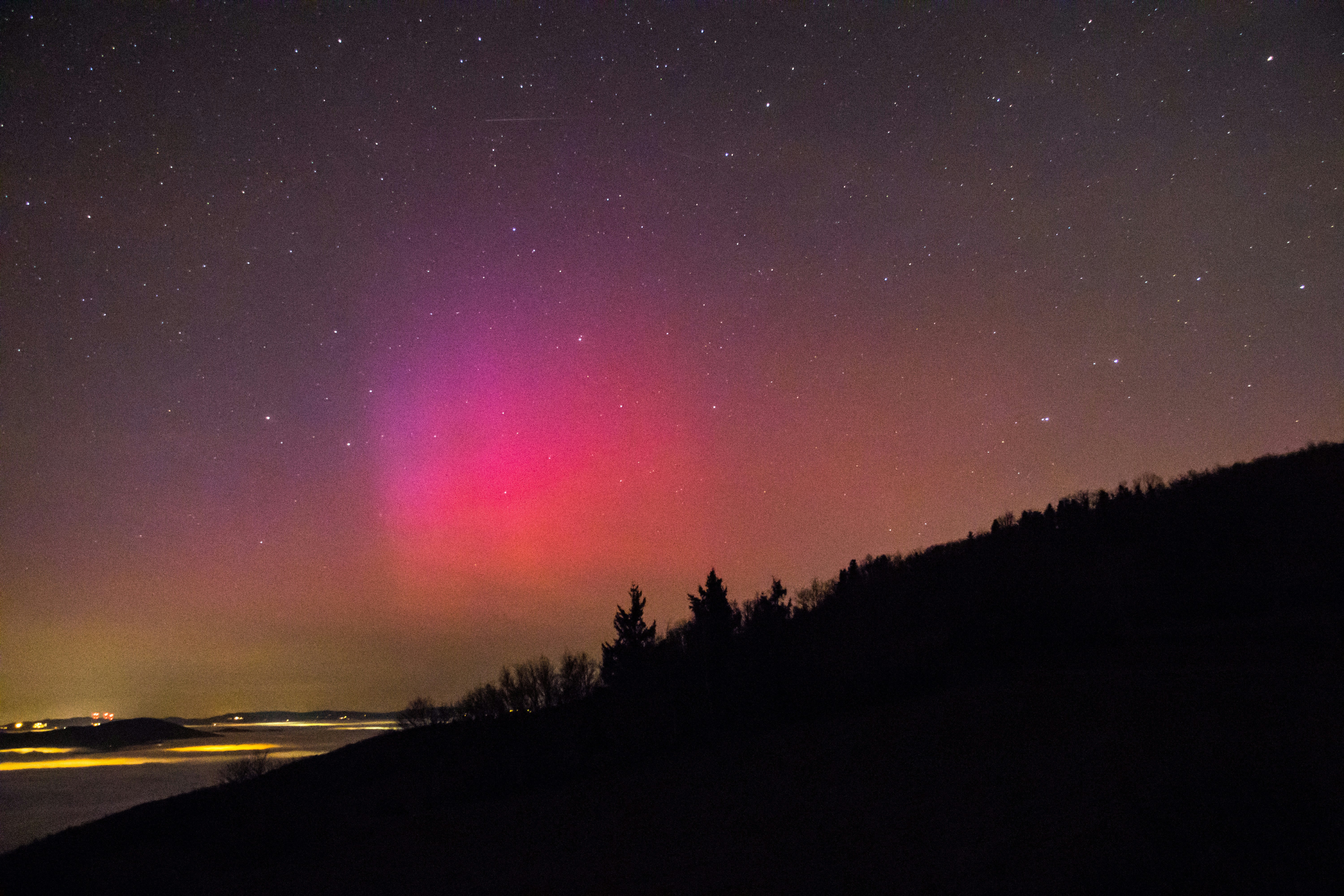 Photo by lucasgallone