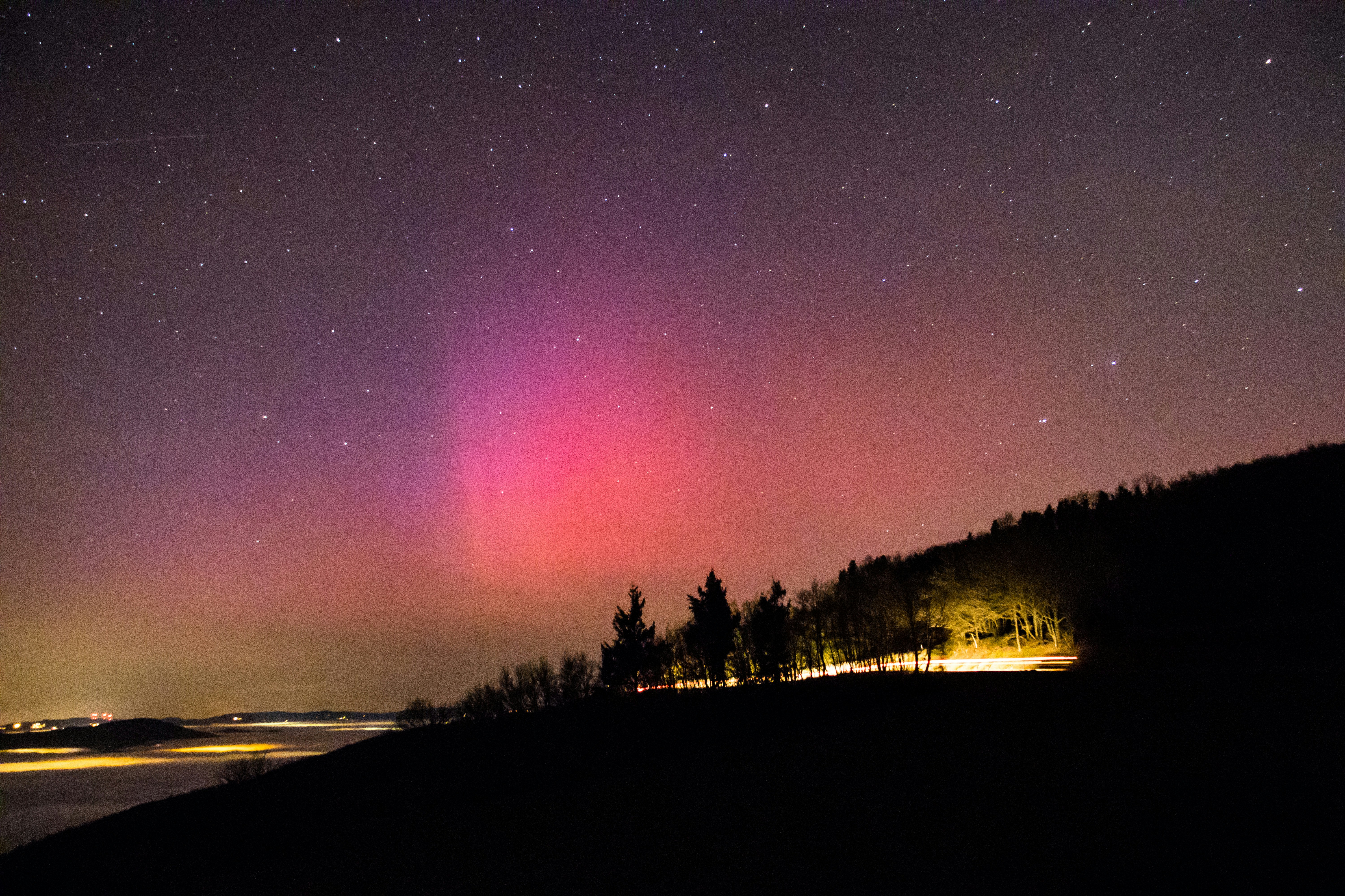 Photo by lucasgallone